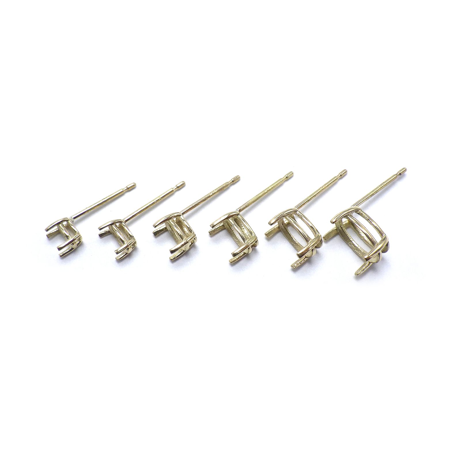 K18ピアス 空枠 5mm K18シリコンキャッチ付き 一粒ピアス 送料無料