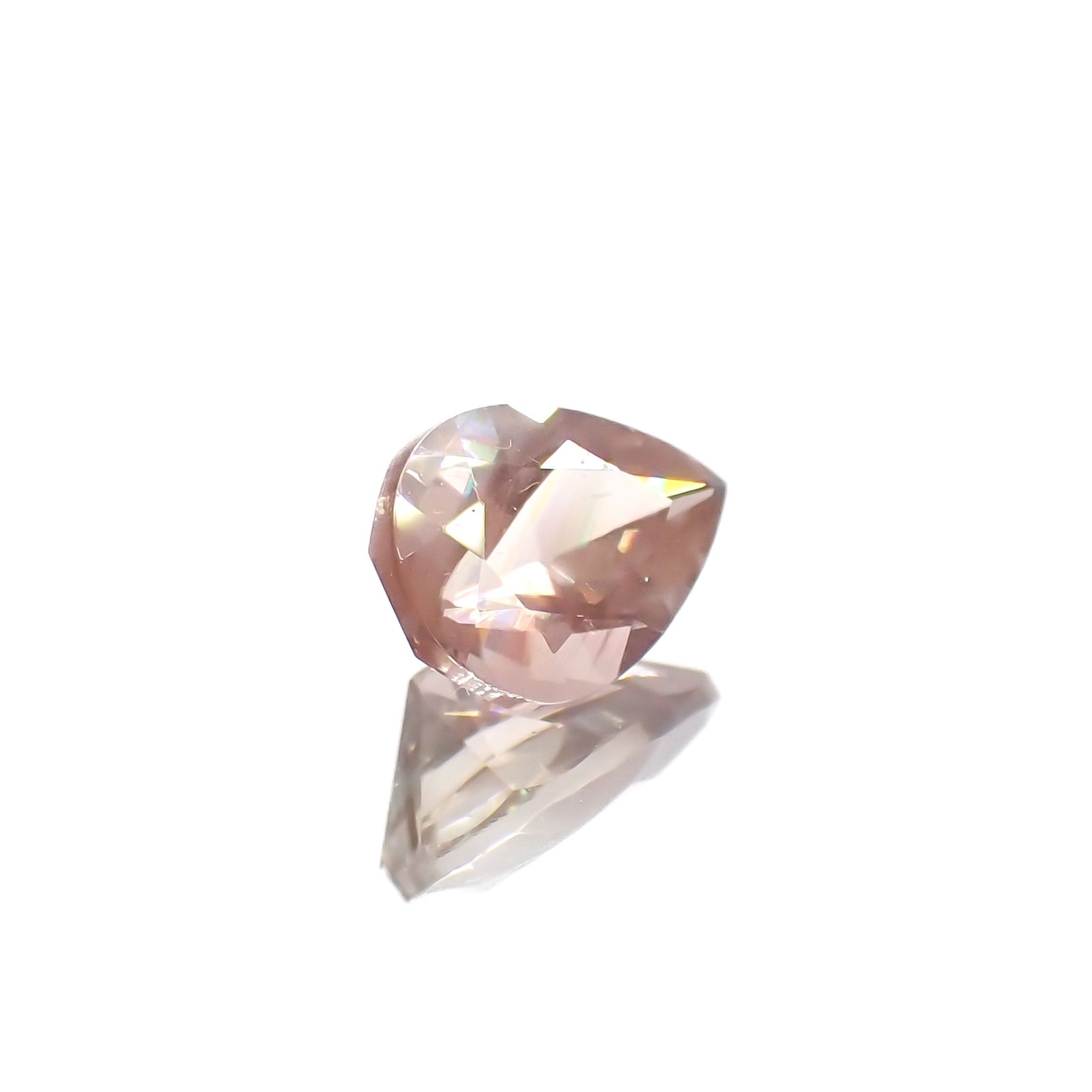 バイカラーオレゴンサンストーン(宝石名バイカラー・ラブラドライト)アメリカ・オレゴン州産 0.65ct 識別済[230722720]7x5.1mm前後