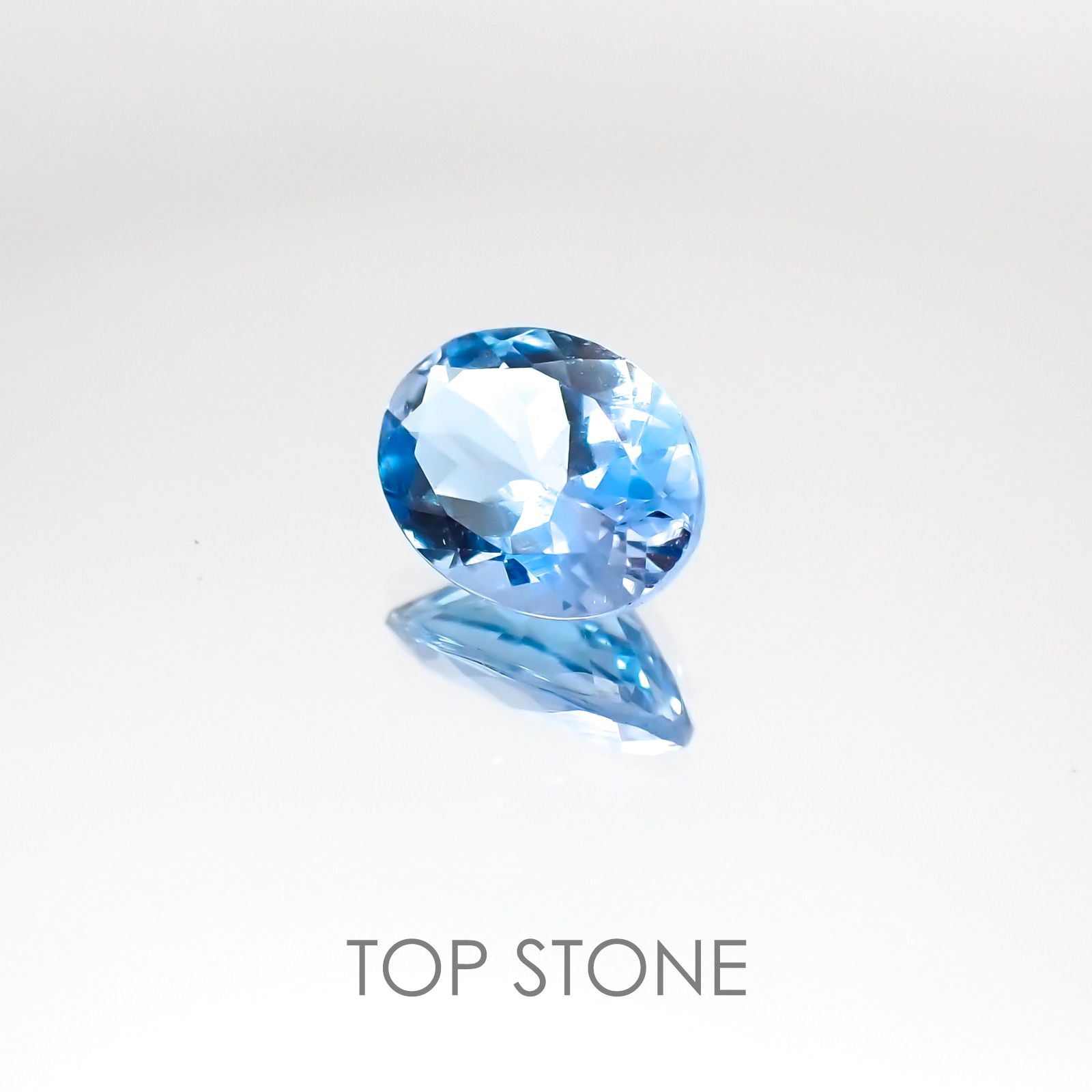 ネオンブルーアパタイト ブラジル産 ルース 1.18ct[20128301]8.1×6.1mm前後