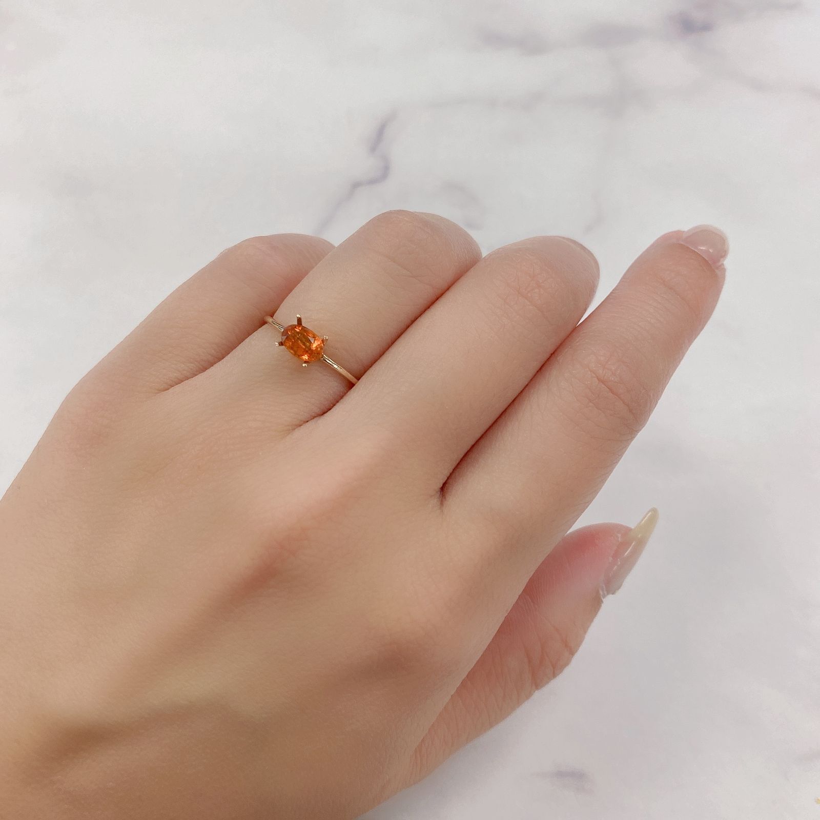 オレンジカイヤナイト(宝石名カイヤナイト) ネパール産 0.63ct 識別済[210310581]6.2×4.2mm前後