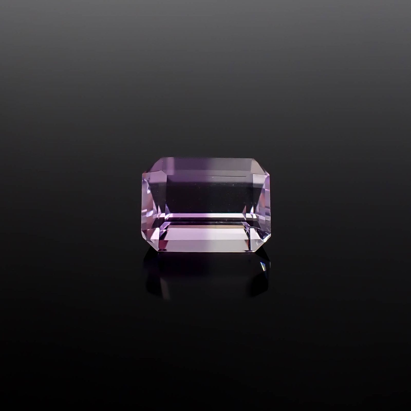 アワーグラスアメジスト モロッコ産 1.43ct / 7.8x5.9mm前後 [251031281]