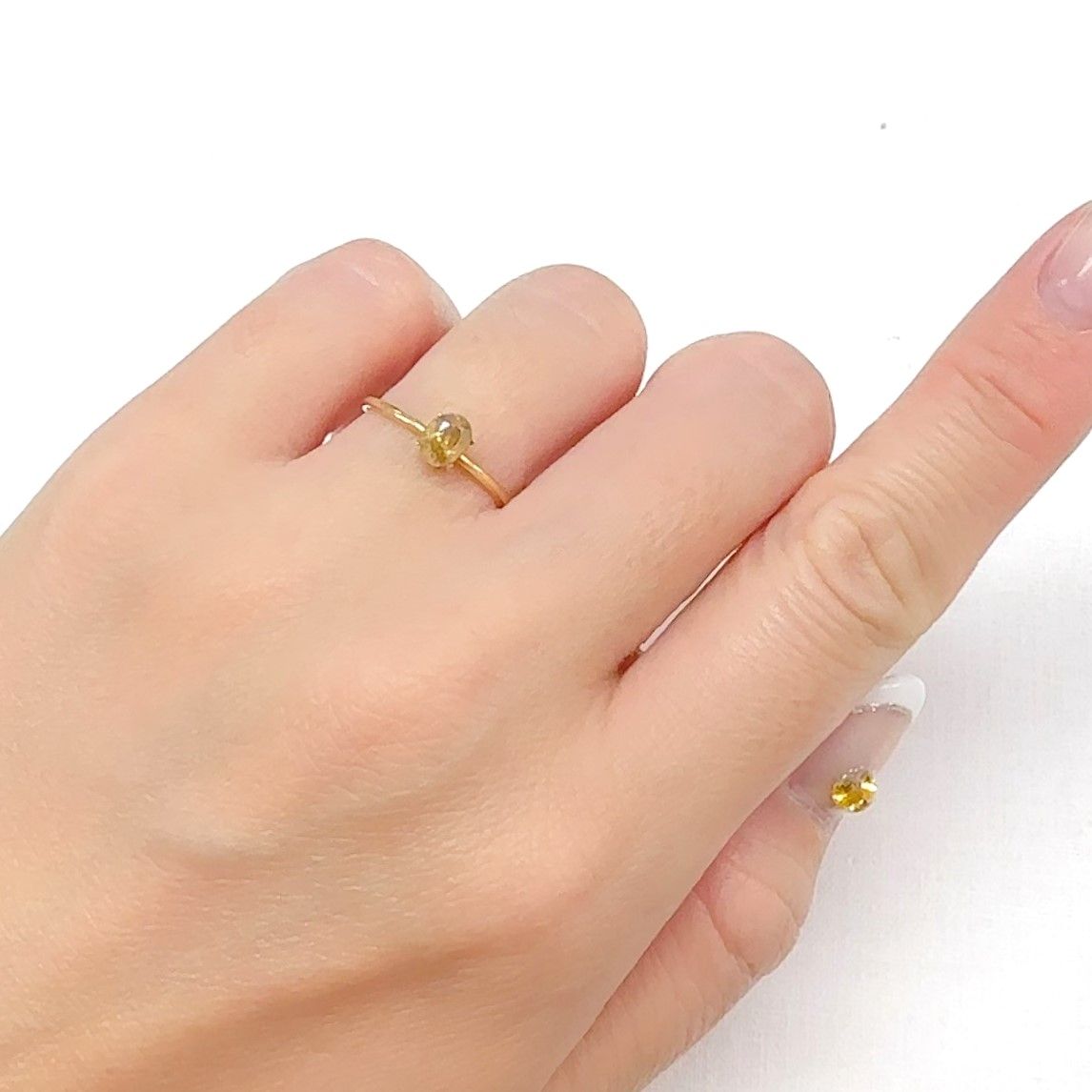 アナテース(宝石名アナテース)ブラジル産 0.544ct ソ付(日独)[240728563]5.26x4.11mm前後