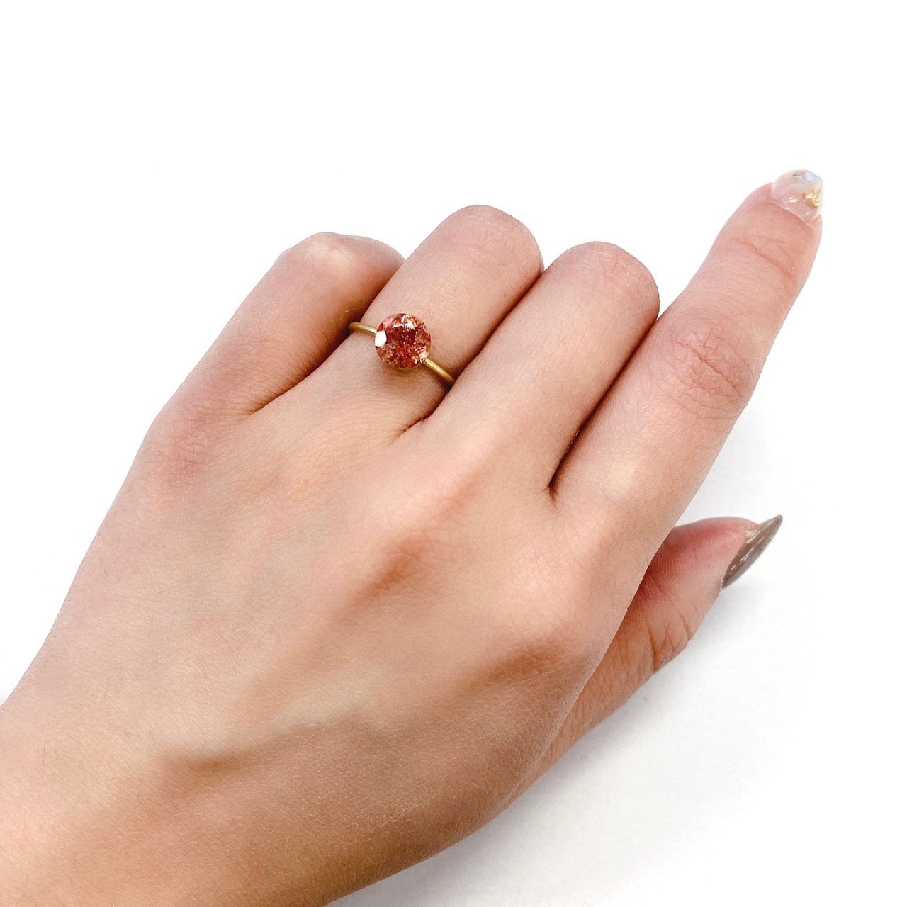 ファイヤークォーツ ナイジェリア産 ルース 1.38ct[210510704]7.3×7.3mm前後