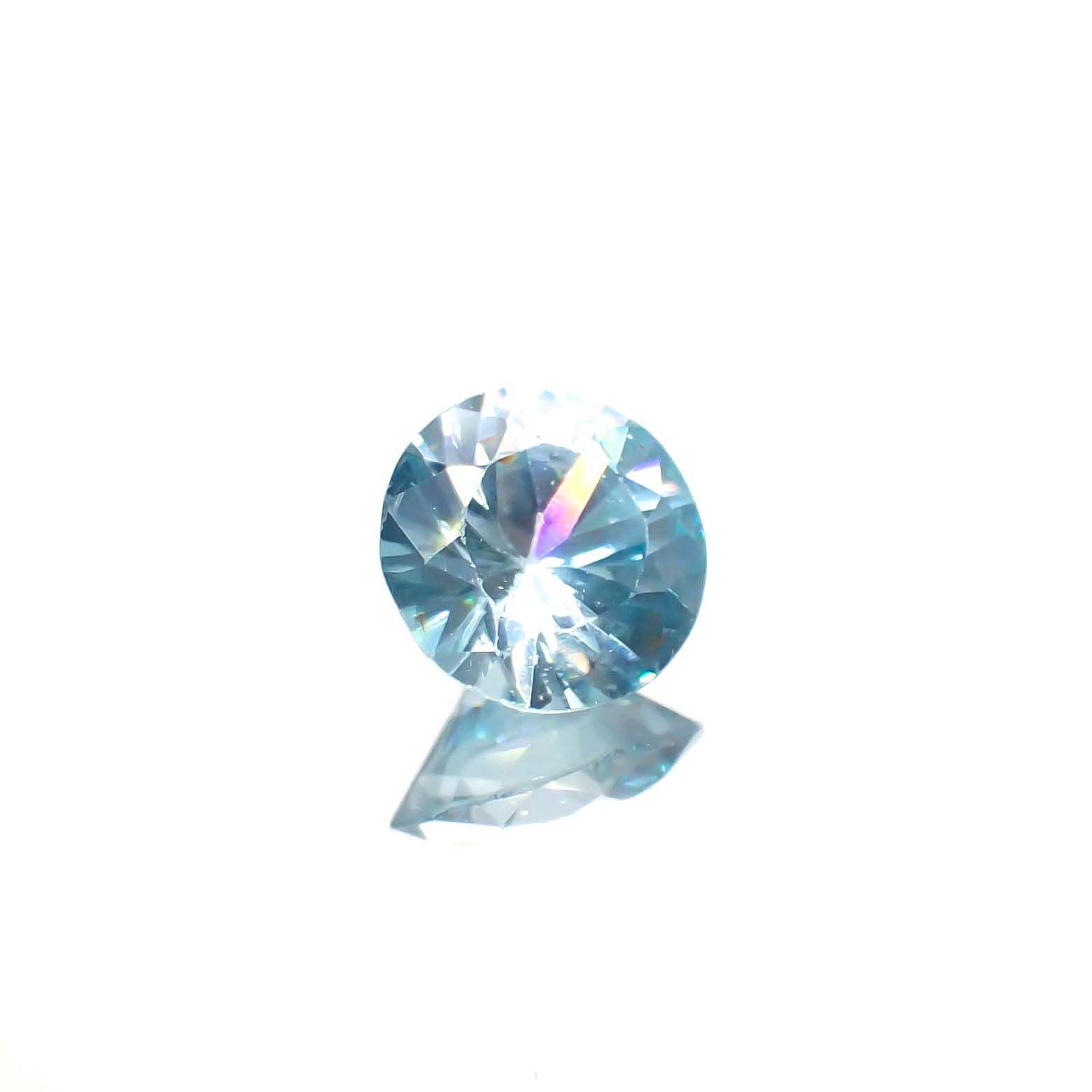 ブルージルコン(宝石名ジルコン)カンボジア産 0.98ct 識別済[220817503]6x5.9mm前後