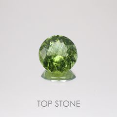 ルドウィジャイトインペリドット  パキスタン産 ルース 2.89ct[20128799]9.3×9.3mm前後