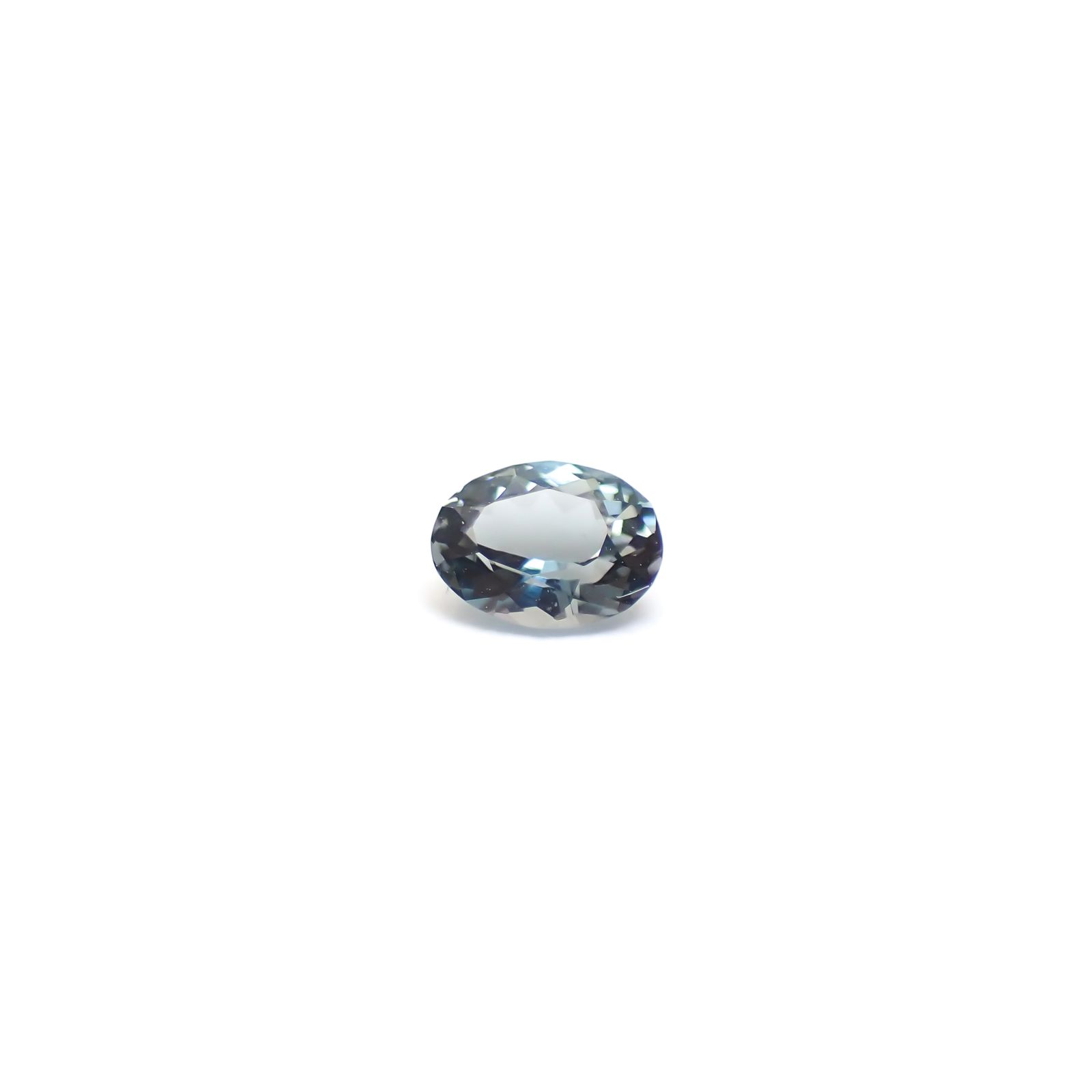 サファリン スリランカ産 0.11ct / 3.5x2.6mm前後 [260432051]