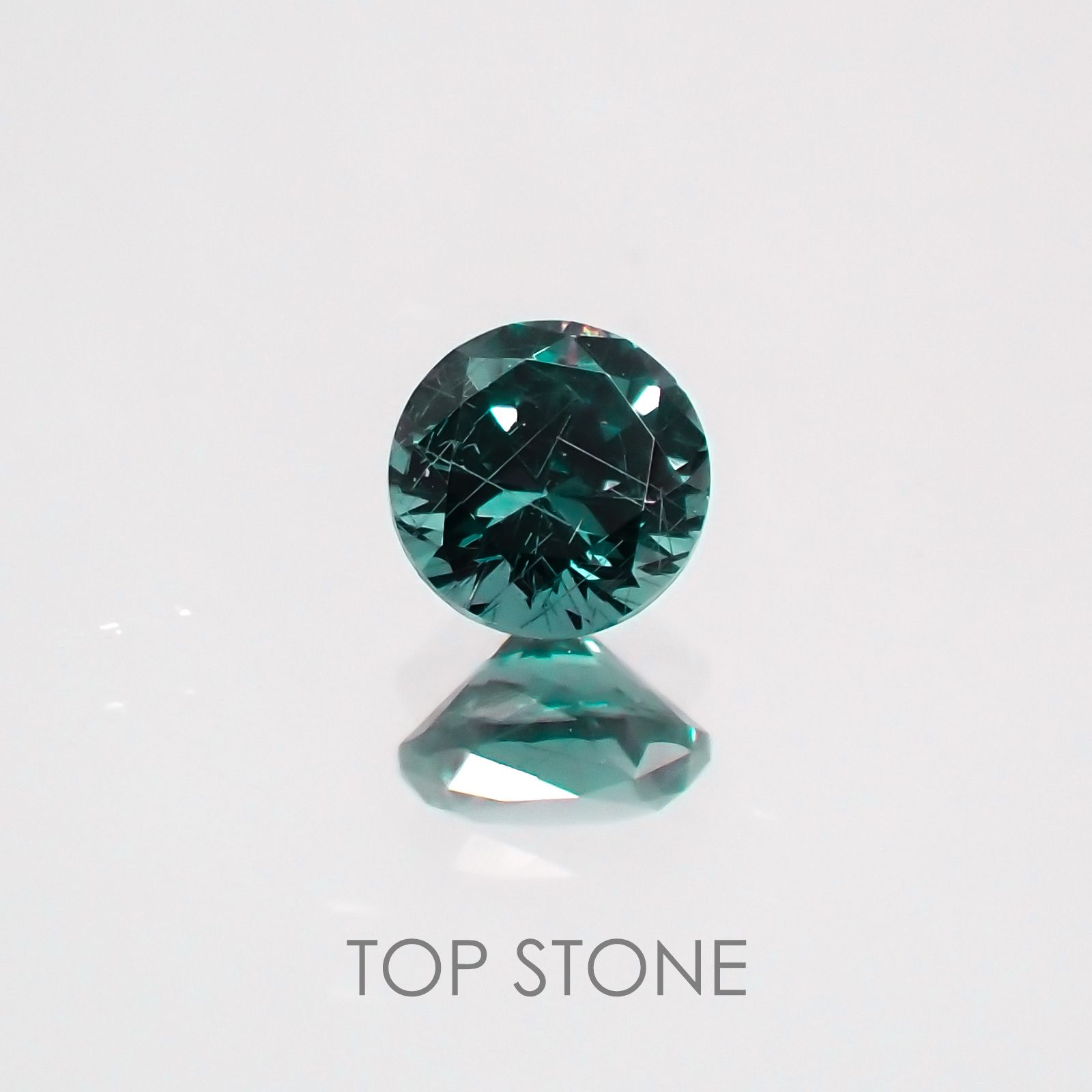 カラーチェンジガーネット(アレキタイプ) マダガスカル・ベキリー産 ルース 0.17ct[21019480]3.3×3.3mm前後