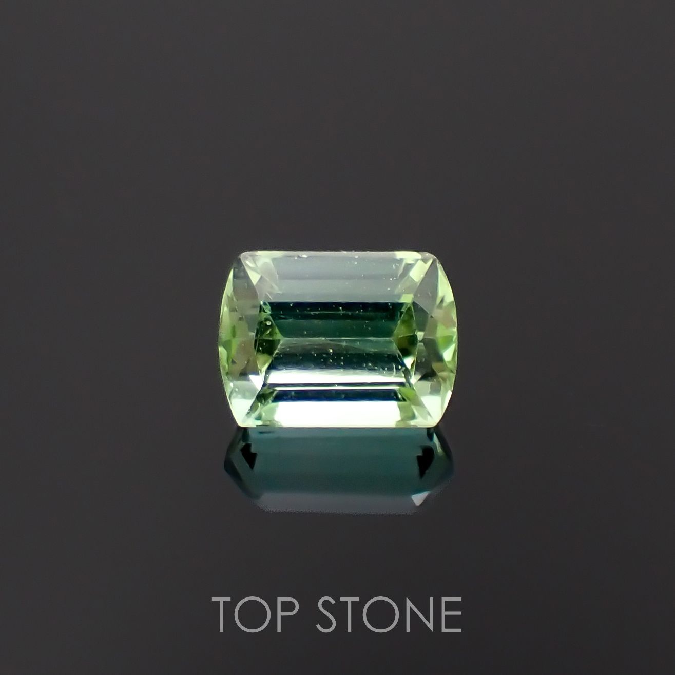 ミントトルマリン(宝石名トルマリン)アフガニスタン産 1.27ct 識別済[230320979]6.7x4.9mm前後