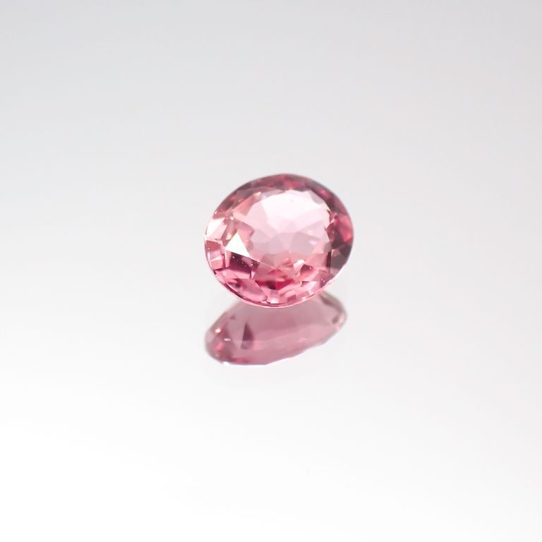 パパラチャサファイア(宝石名サファイア/別名パパラチャ・サファイア)スリランカ産 0.54ct GIA鑑付[230421631]5.62x4.66mm前後