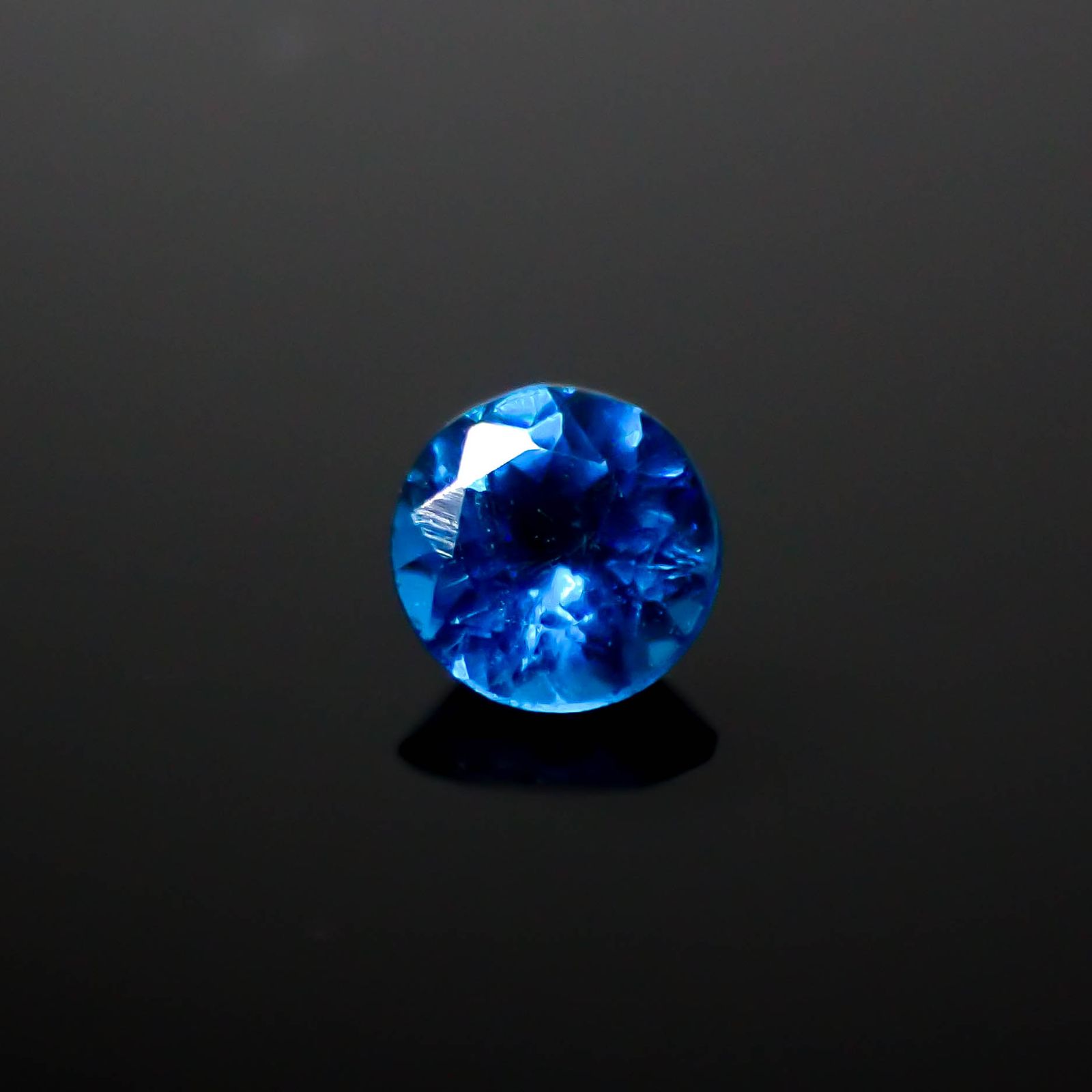ディープブルーアパタイト マダガスカル産 0.28ct[240628151]4.2x4.2mm前後