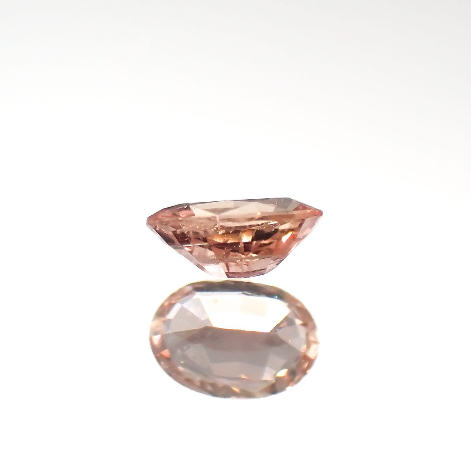 パパラチャサファイア(宝石名サファイア/別名パパラチャ・サファイア)スリランカ産 0.117ct ソ付(日独)[221219636]3.57x2.52mm前後