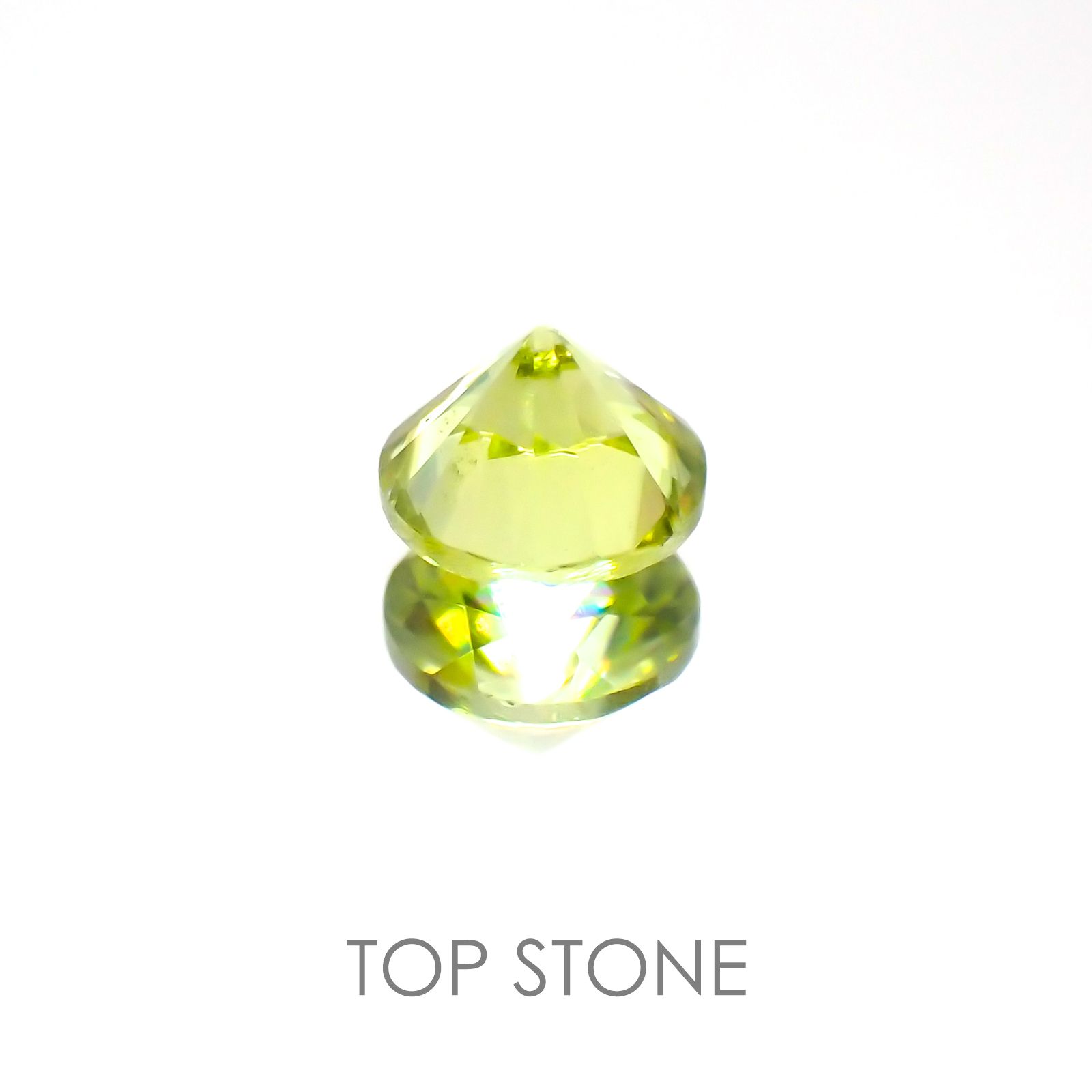 スフェーン マダガスカル産 ルース 0.59ct[21028336]5×5mm前後