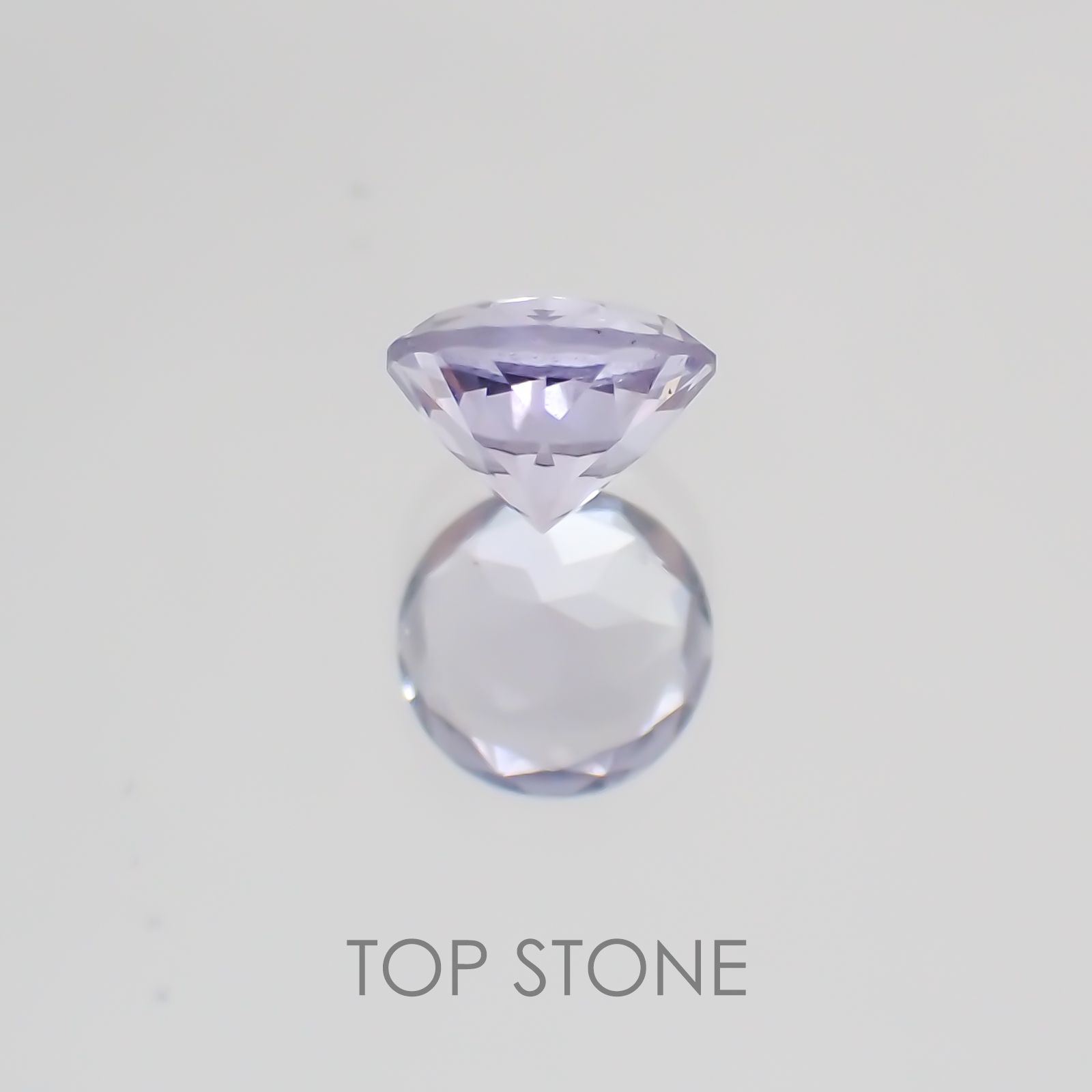 パープルスキャポライト(マリアライト) スリランカ産 ルース 0.21ct[21019561]4.2×4.2mm前後