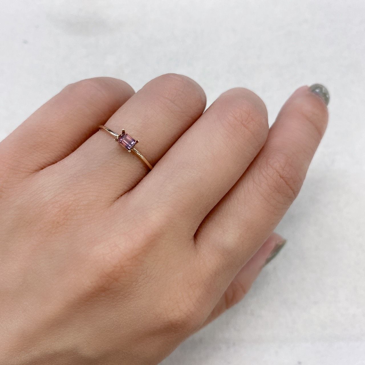 バイカラーサファイア(宝石名バイカラー・サファイア) マダガスカル/タンザニア産 0.30ct 識別済[210912493]3.6×2.9mm前後