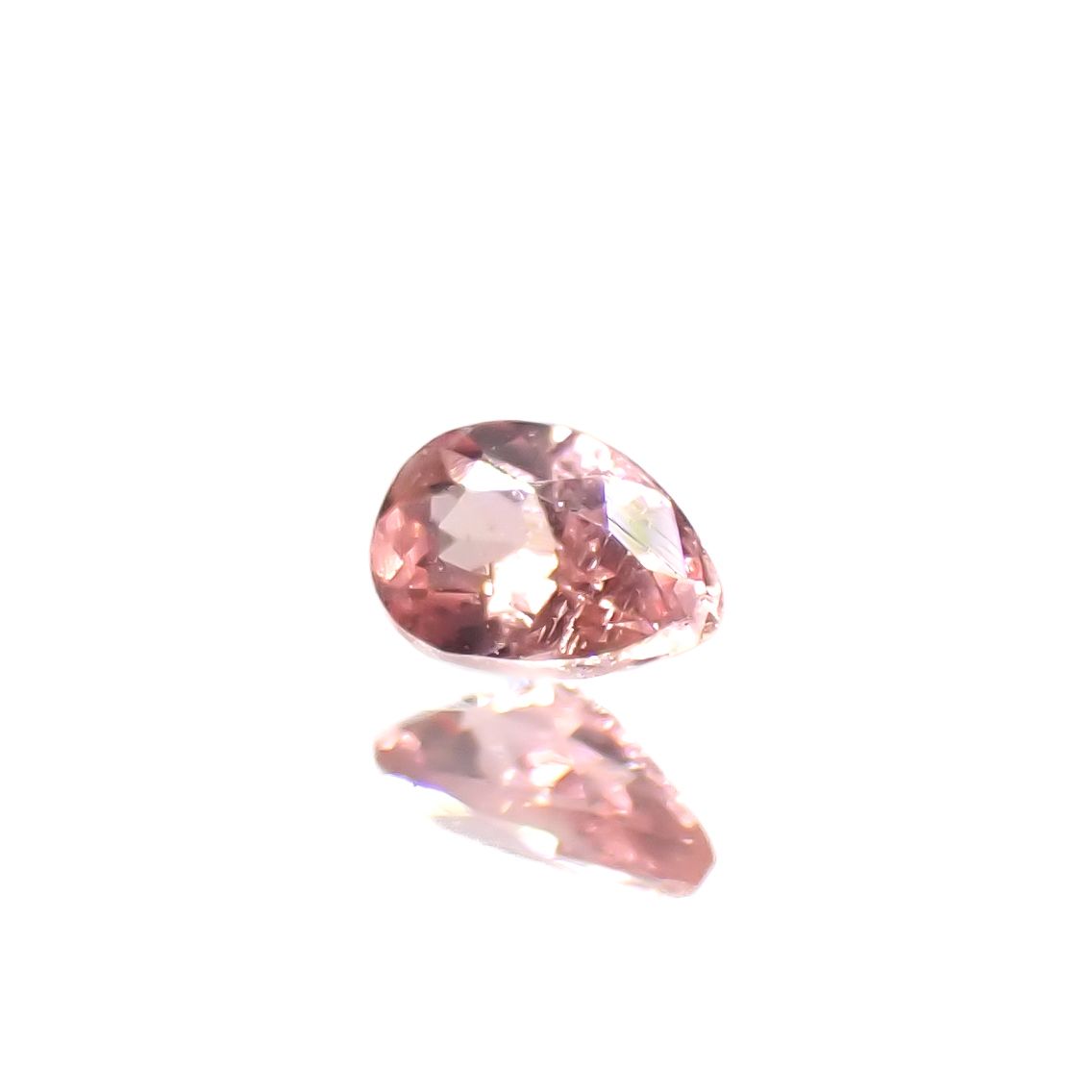 ヴェイリネナイト パキスタン産 0.055ct[240929182]3x2mm前後