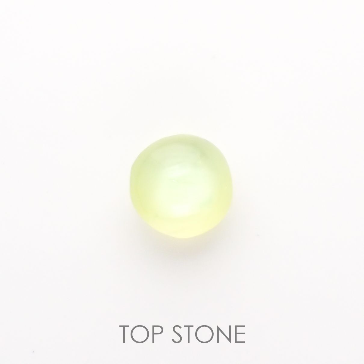 クリソベリルキャッツアイ(宝石名クリソベリル・キャッツアイ) スリランカ産 0.64ct 識別済[210711495]4.3×4.3mm前後