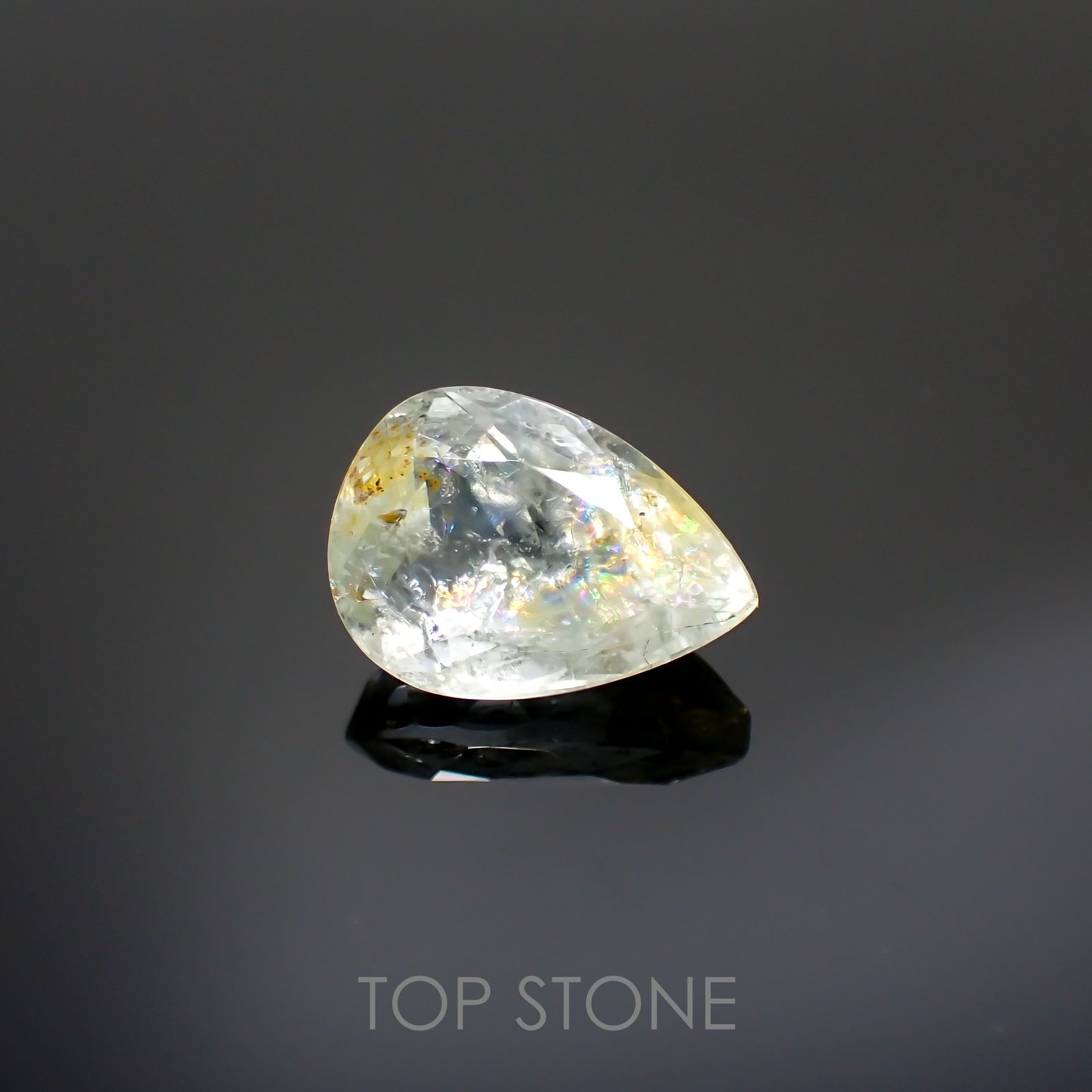 オーロラアクアマリン ブラジル産 2.96ct[220114401]11.4x8.2mm前後