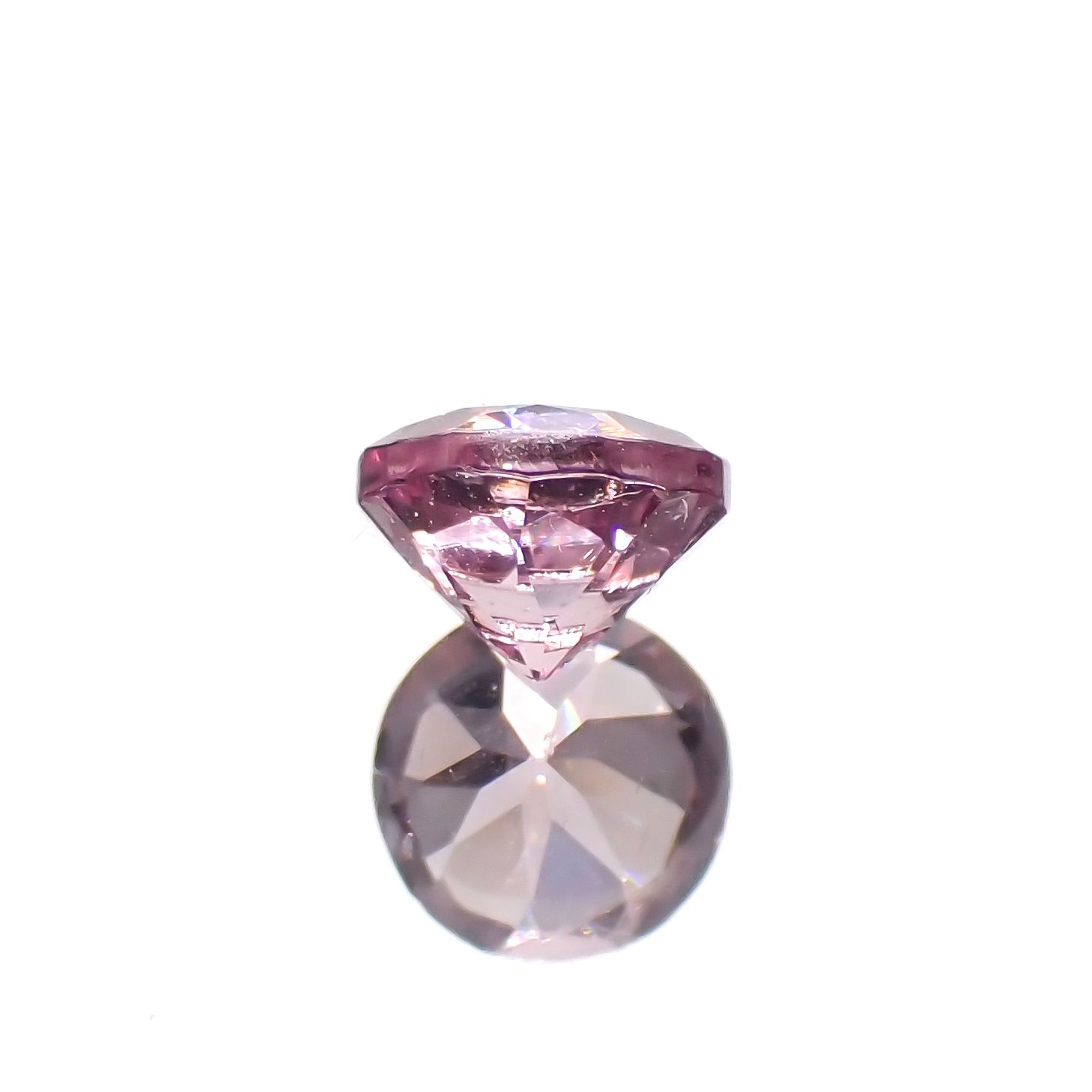 ドラゴンガーネット タンザニア産 0.68ct[230923313]5.1x5mm前後