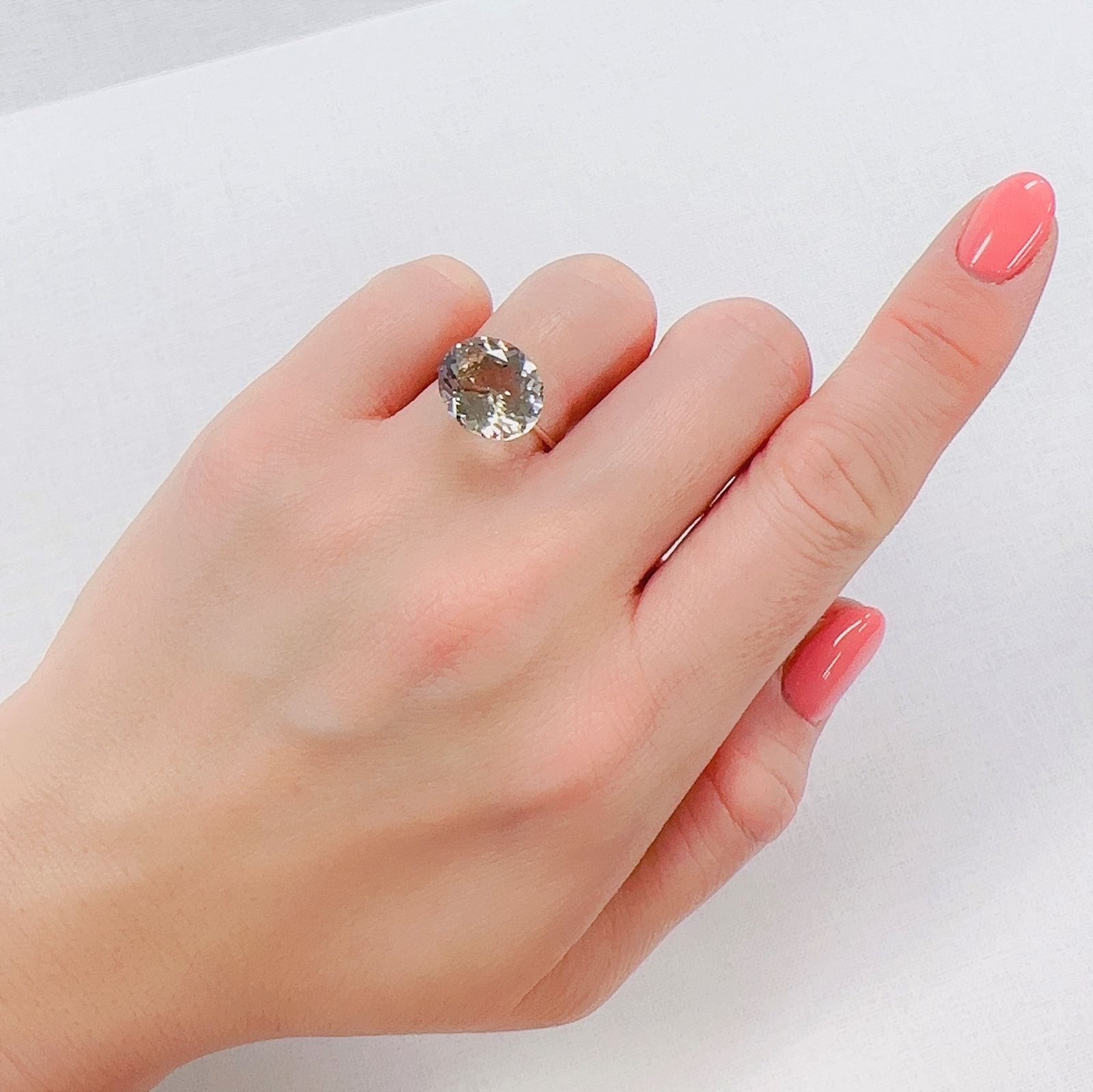 ティンカーベルクォーツ ブラジル産 4.73ct[230320822]12.8x10.8mm前後