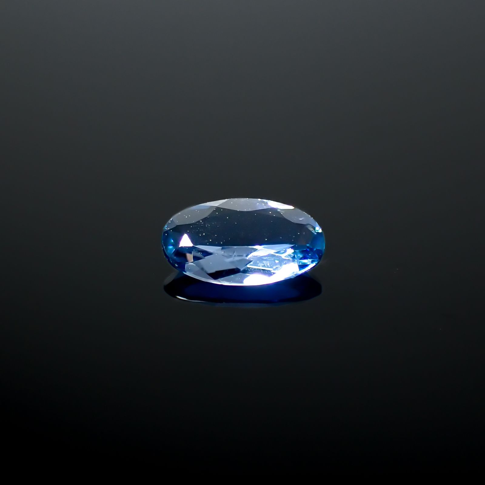 タトゥーアクアマリン ブラジル・ミナスジェライス州タトゥー鉱山産 0.20ct[240226068]5.7x3.2mm前後