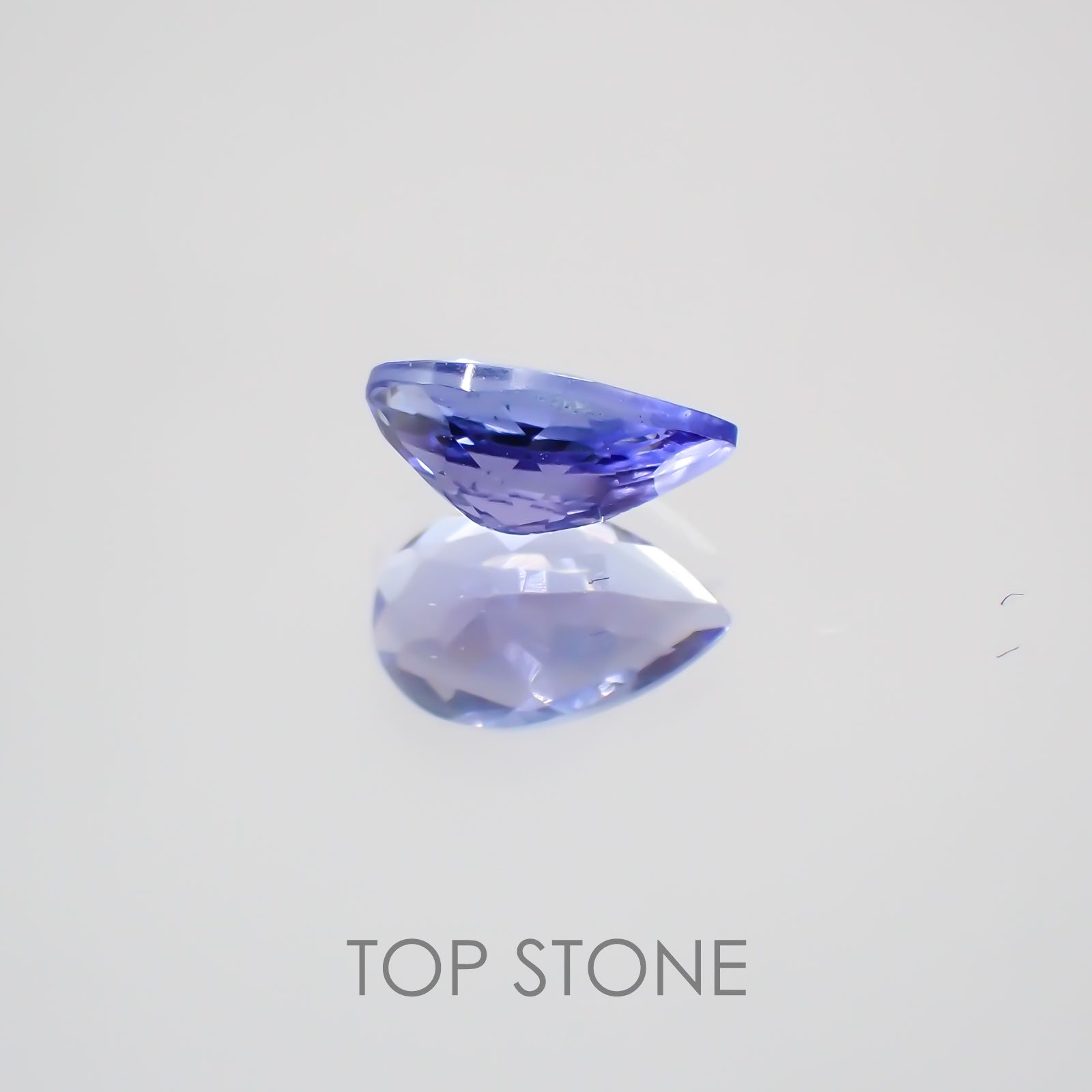 タンザナイト(宝石名タンザナイト) タンザニア産 0.36ct 識別済[210210061]6×3.7mm前後