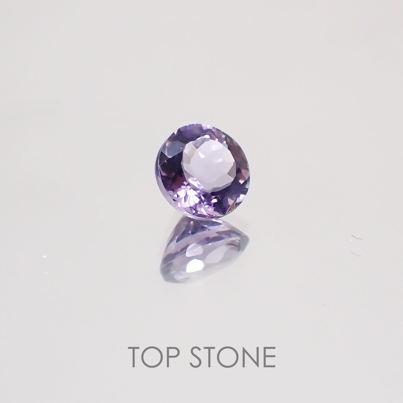 パープルスキャポライト(マリアライト) タンザニア産 ルース 0.47ct[21028761]4.9×4.9mm前後
