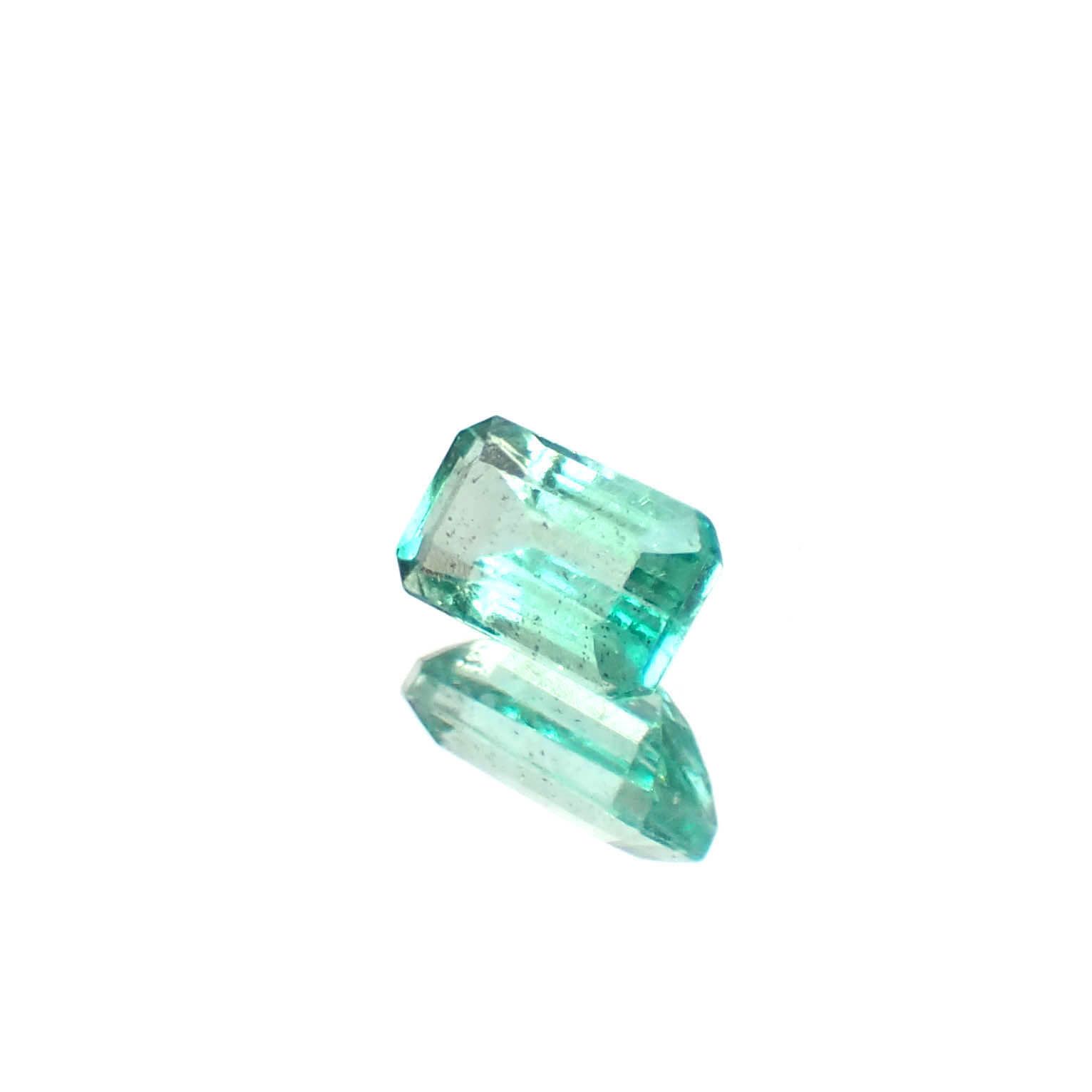 エメラルド ザンビア産 0.29ct [250430232]4.9x2.9mm前後