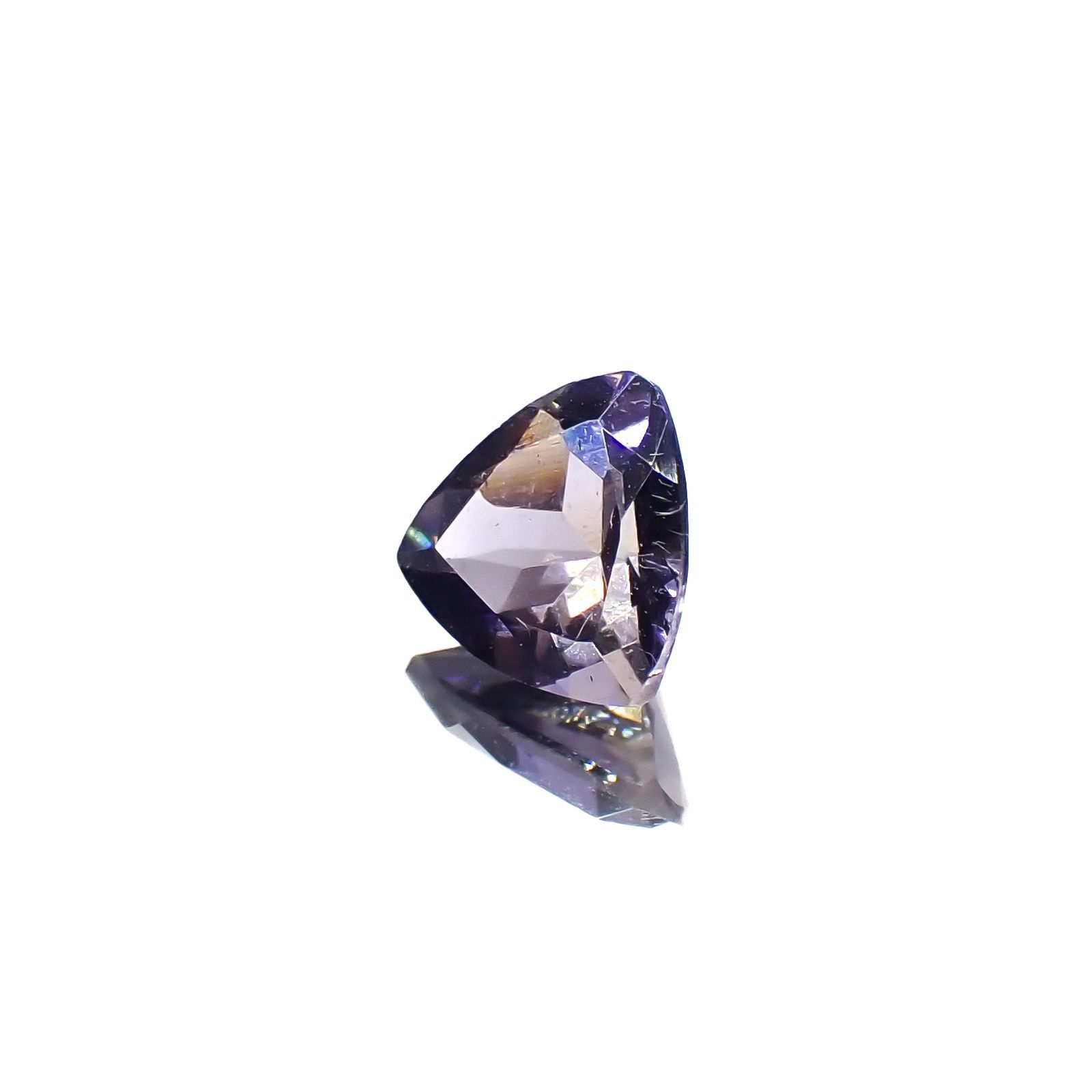 アイオライト タンザニア産 0.54ct[230321008]5.9x6mm前後
