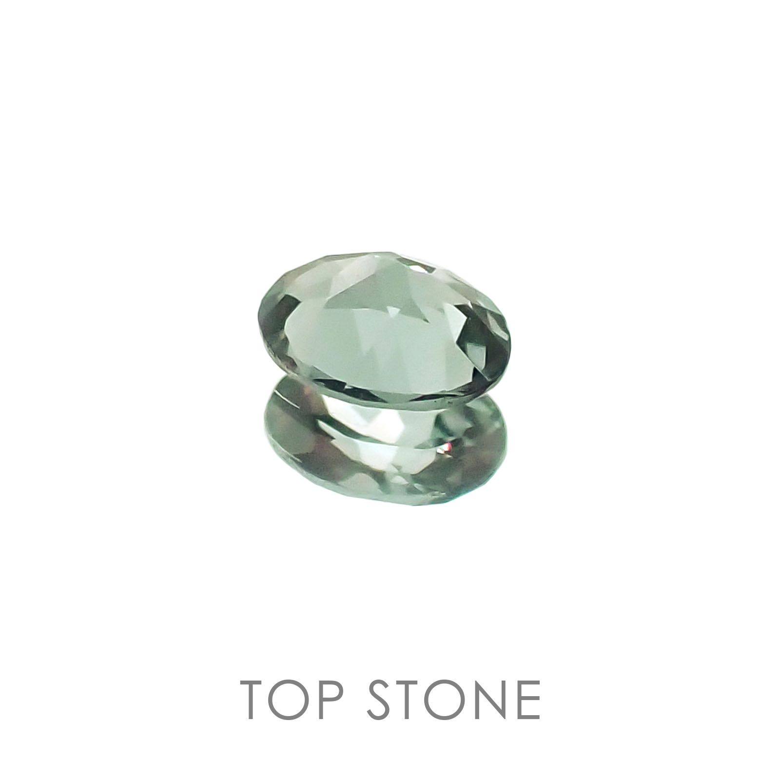 カラーチェンジガーネット タンザニア産 ルース 0.18ct[20095901]4×3.1mm前後
