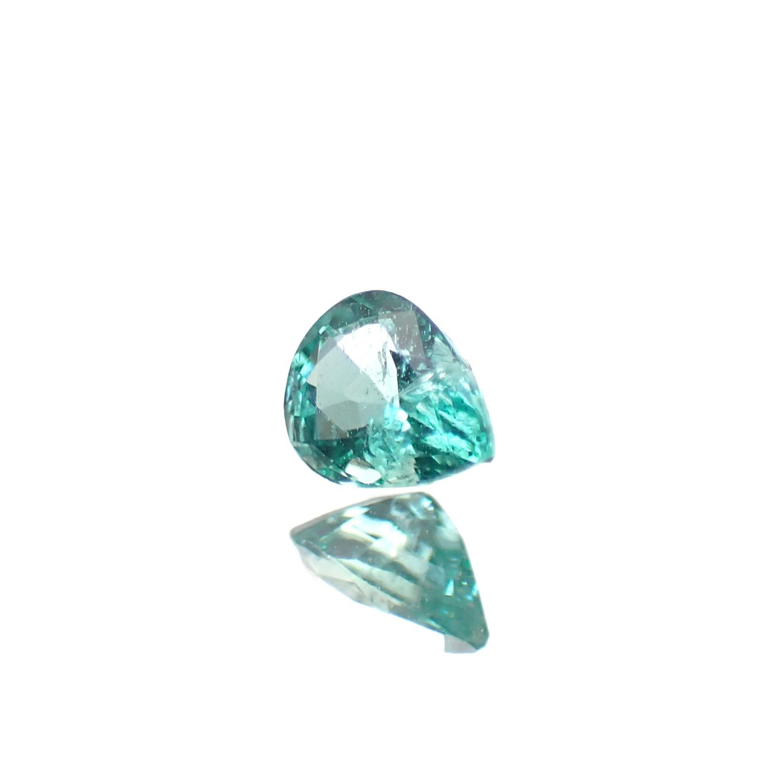 ブルーエメラルド(ブルーグリーンベリル) ザンビア産 0.26ct [250430289]4.8x3.7mm前後