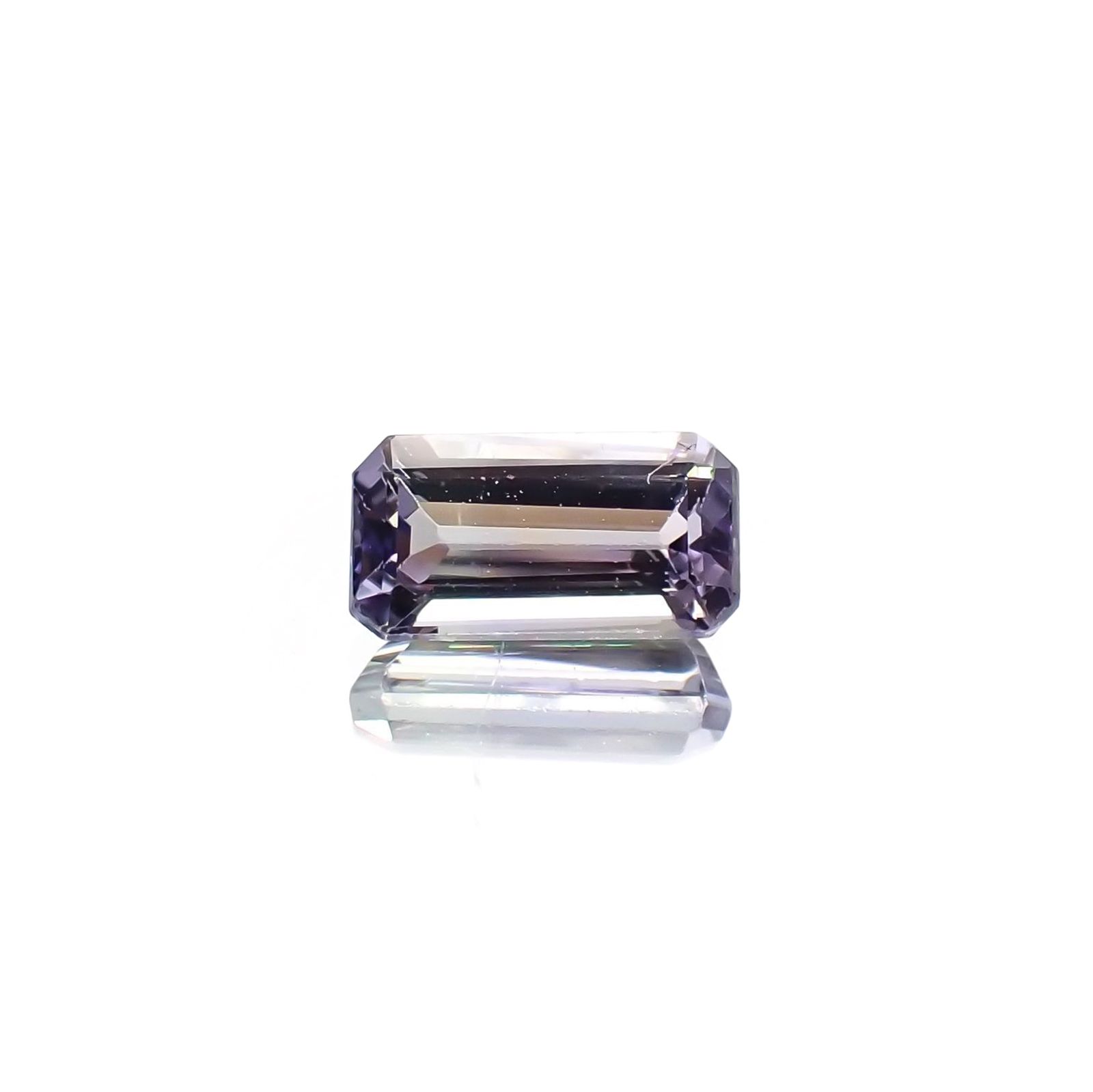 バイカラータンザナイト(宝石名バイカラー・ゾイサイト) タンザニア産 ソ付(彩珠) 0.487ct / 6.2x3.2mm前後 [210711583]