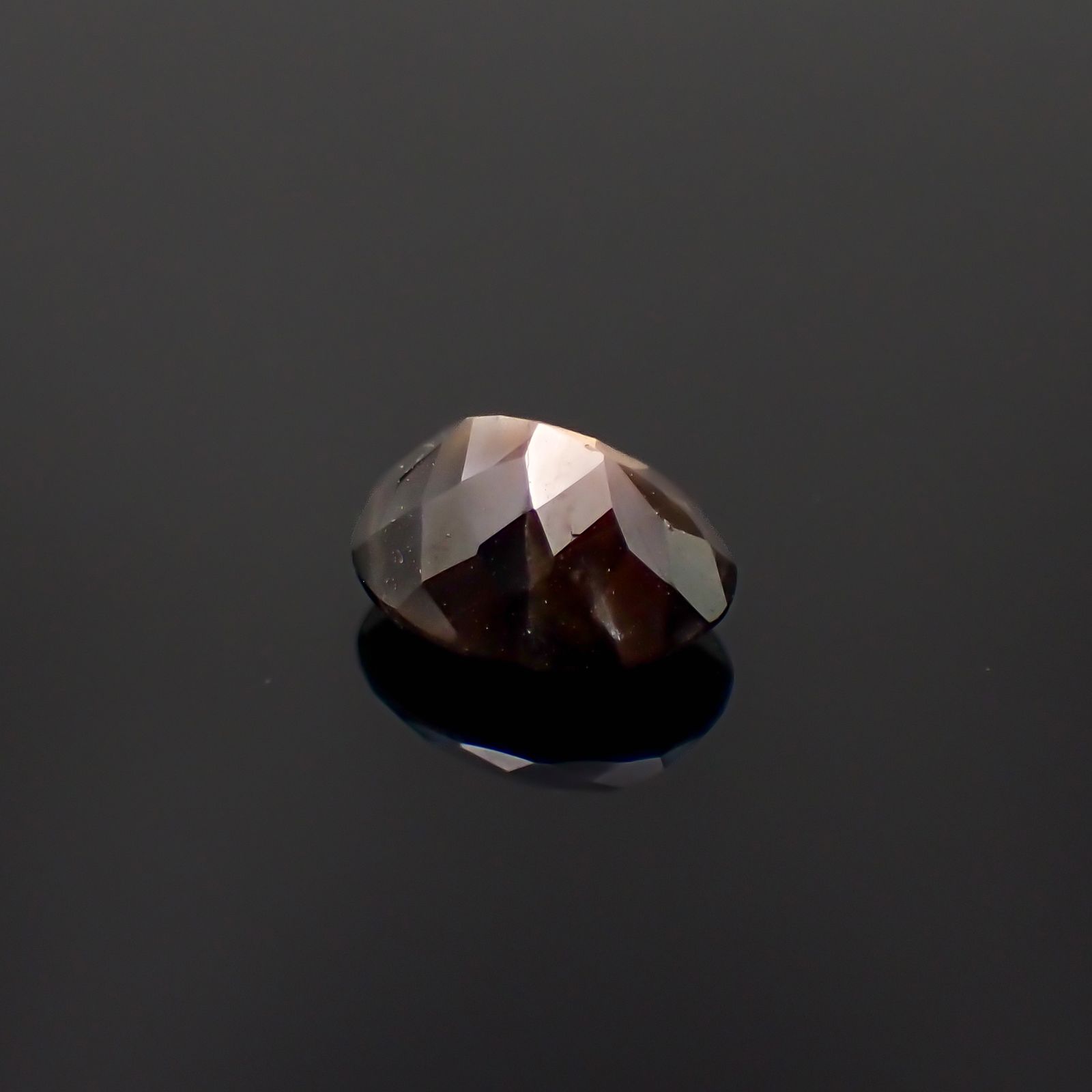 ゴールドシーンサファイア非加熱 ケニア産 3.94ct[230321335]10x8.1mm前後