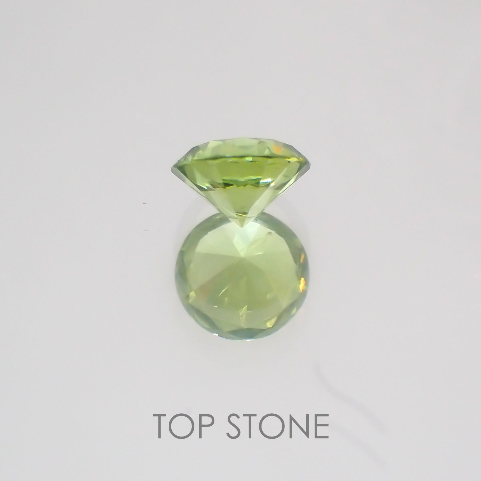 デマントイドガーネット(宝石名デマントイド・ガーネット) ロシア産 0.24ct 識別済[21049773]3.8×3.8mm前後