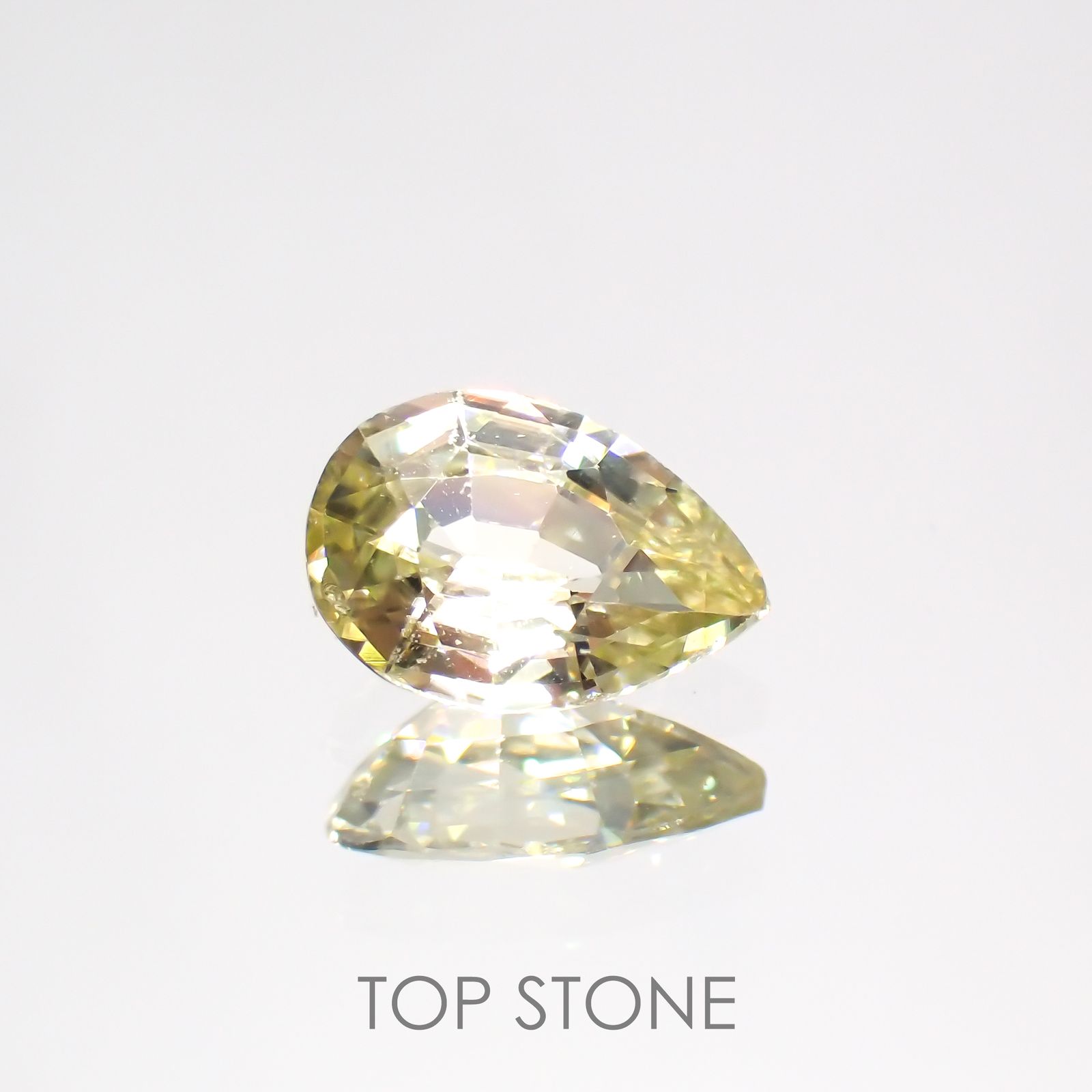 イエロージルコン(宝石名ジルコン) スリランカ/カンボジア産 1.01ct 識別済[21038239]7.3×5.2mm前後