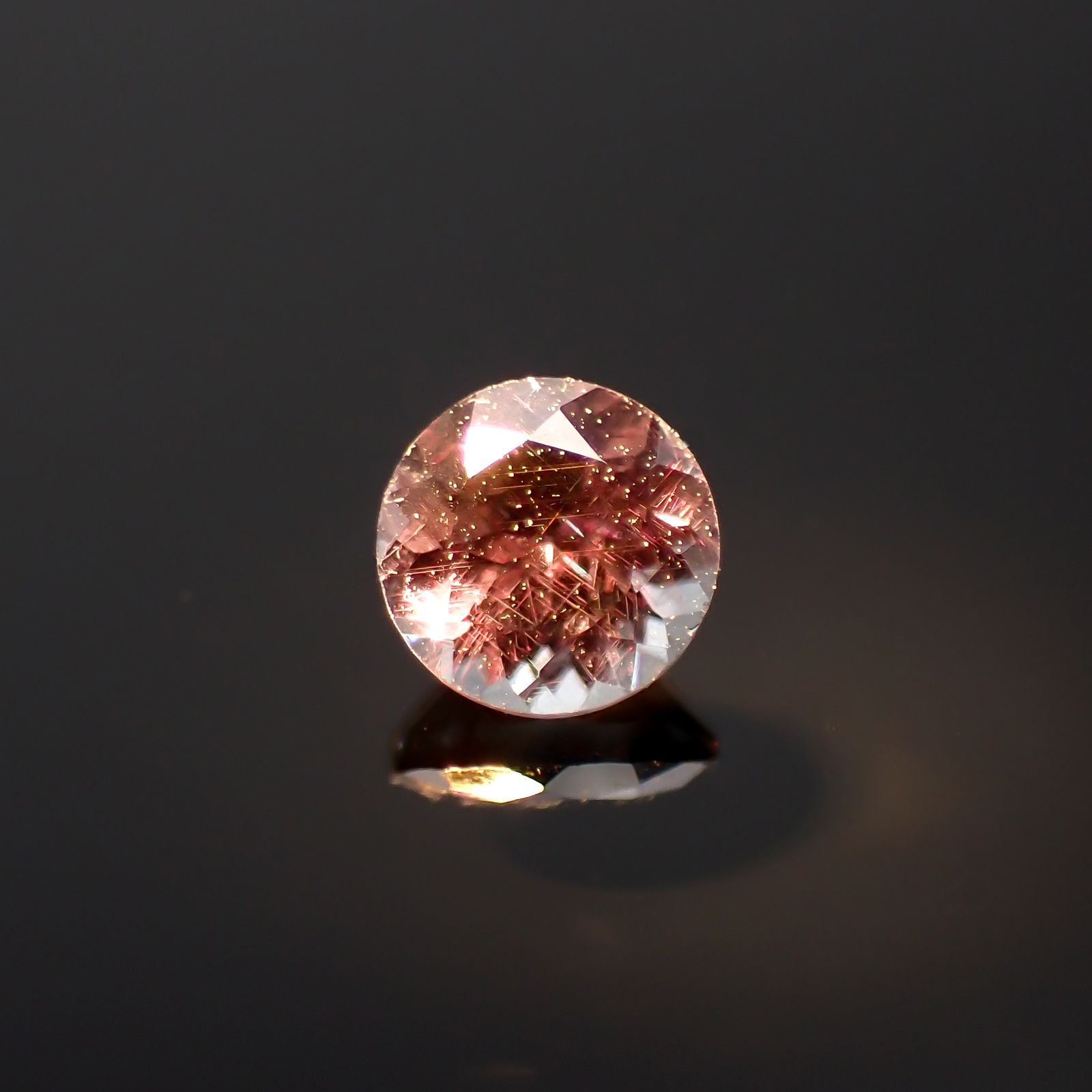 カラーチェンジガーネット アレキタイプ マダガスカル・ベキリー産 0.19ct[240222175]3.3x3.3mm前後