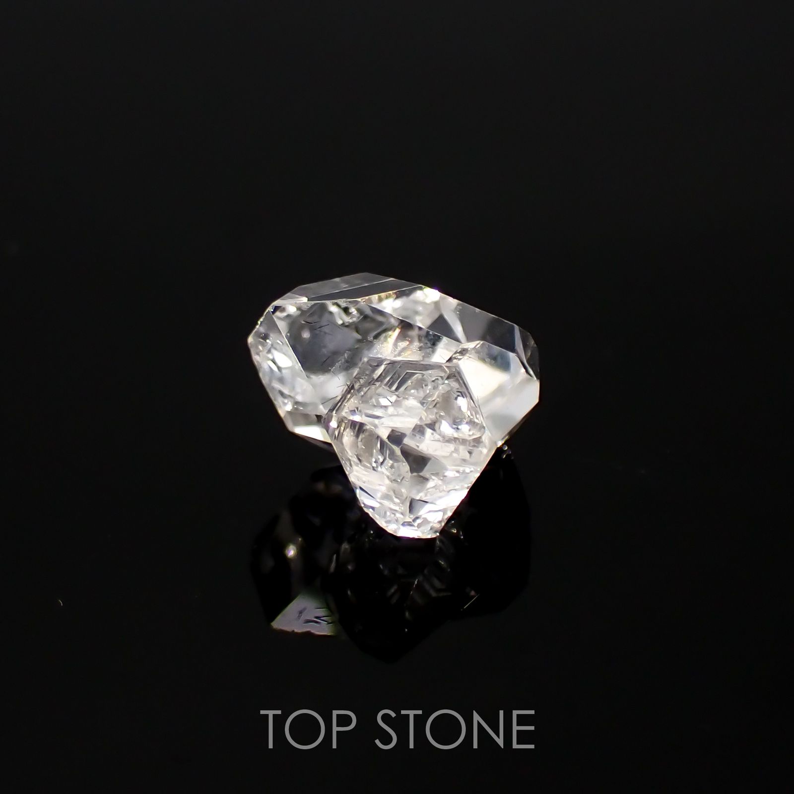 ハーキマーダイヤモンド 原石 アメリカ・ニューヨーク州産 2.50ct[220115435]9.5x8.8mm前後