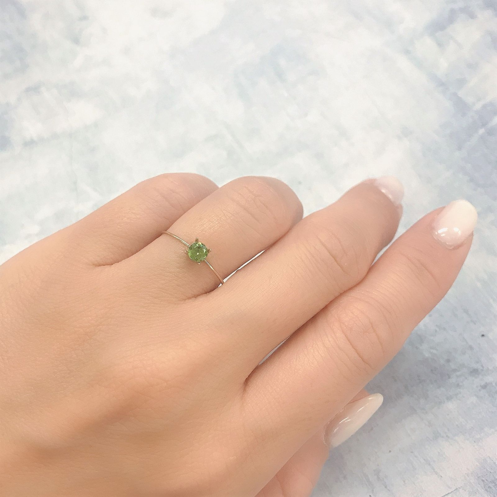 デマントイドガーネット(宝石名デマントイド・ガーネット)ロシア産 0.27ct 識別済[220616526]3.9x3.9mm前後
