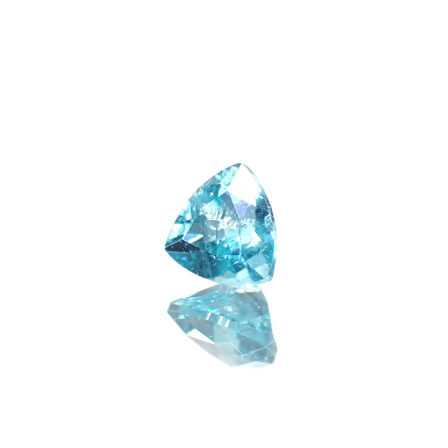 パライバトルマリン ブラジル産 0.10ct[240928763]3x2.9mm前後