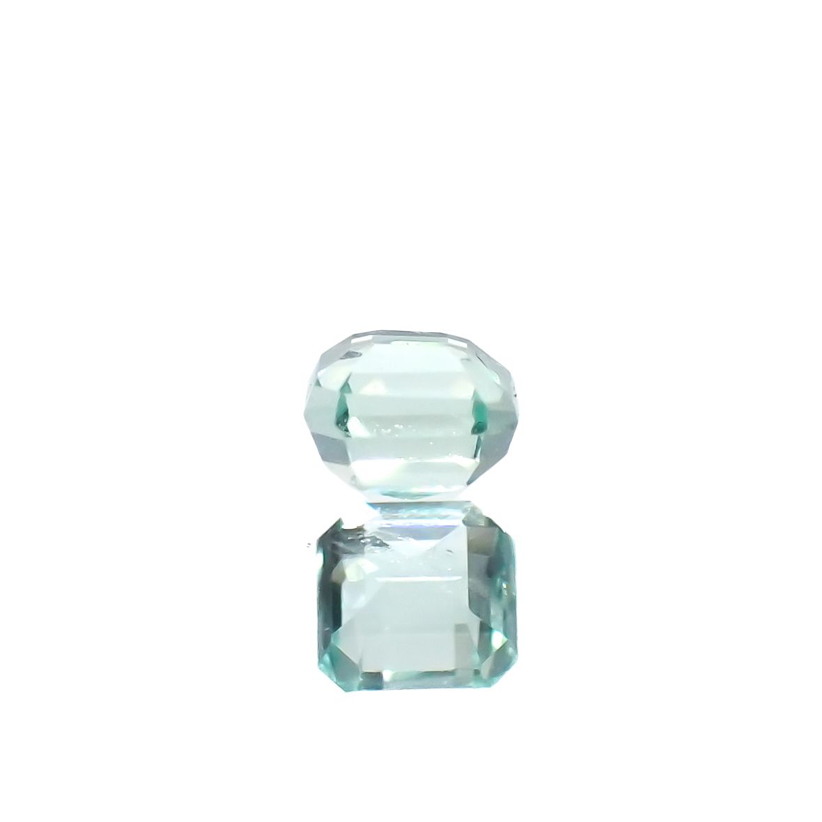 パステルカラーエメラルド コロンビア産 0.18ct[240225947]3x2.9mm前後