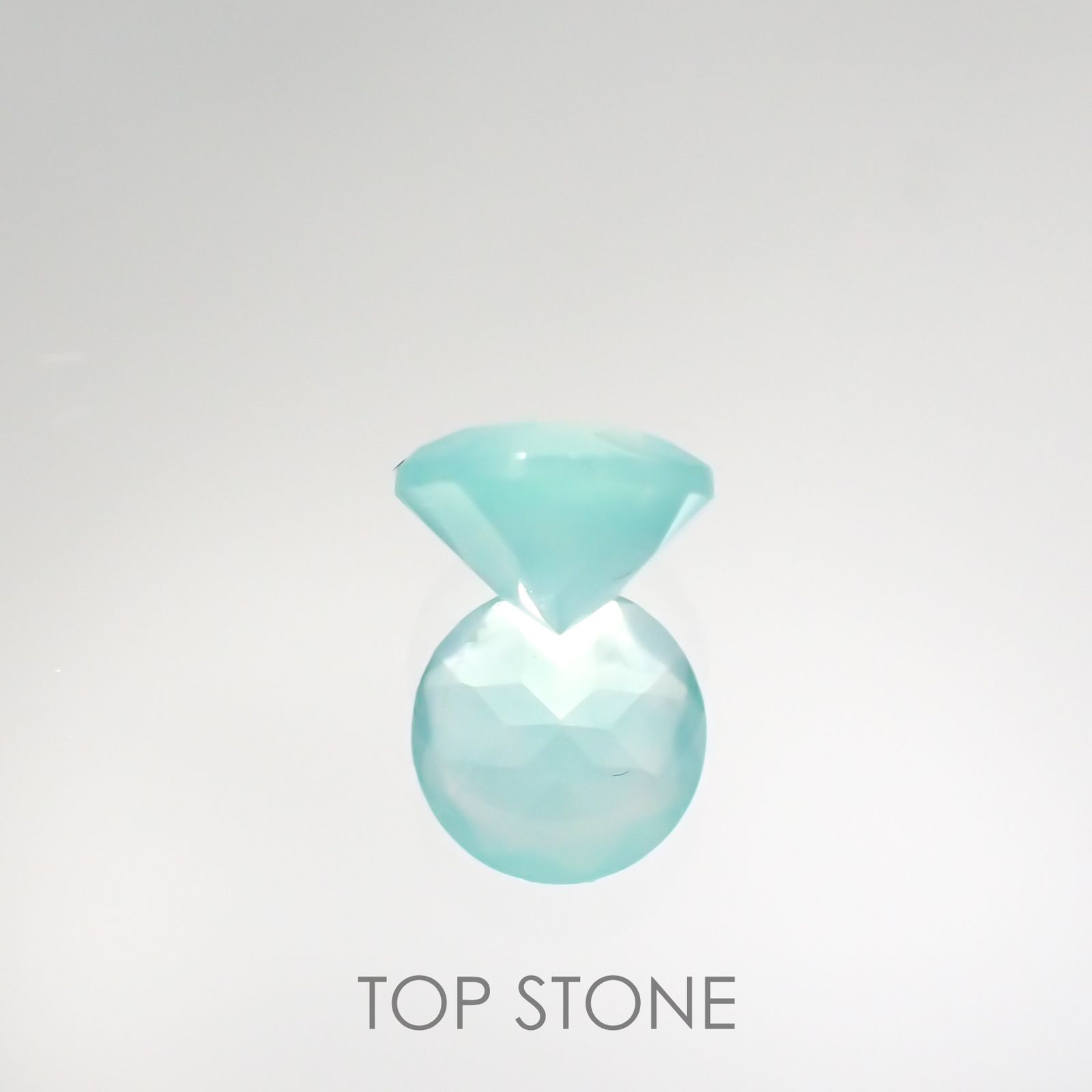 アクアプレーズ(宝石名ブルー グリーン・カルセドニー) 南アフリカ産 0.80ct 識別済[210912342]6.2×6.2mm前後