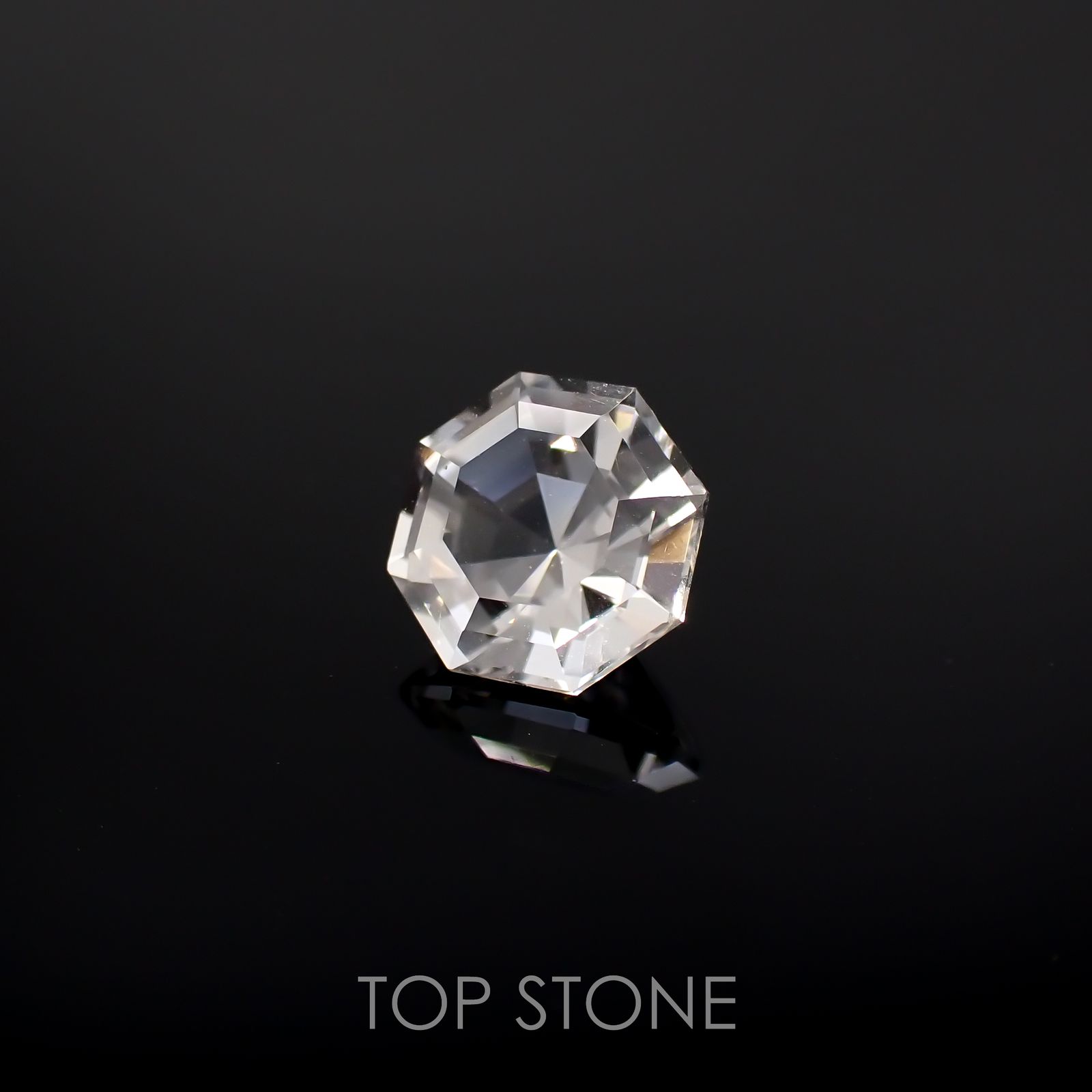 ◇オクタゴンカット◇レムリアンシードクリスタル(保証シール付き) ブラジル産 1.29ct[221018279]7.1x7mm前後