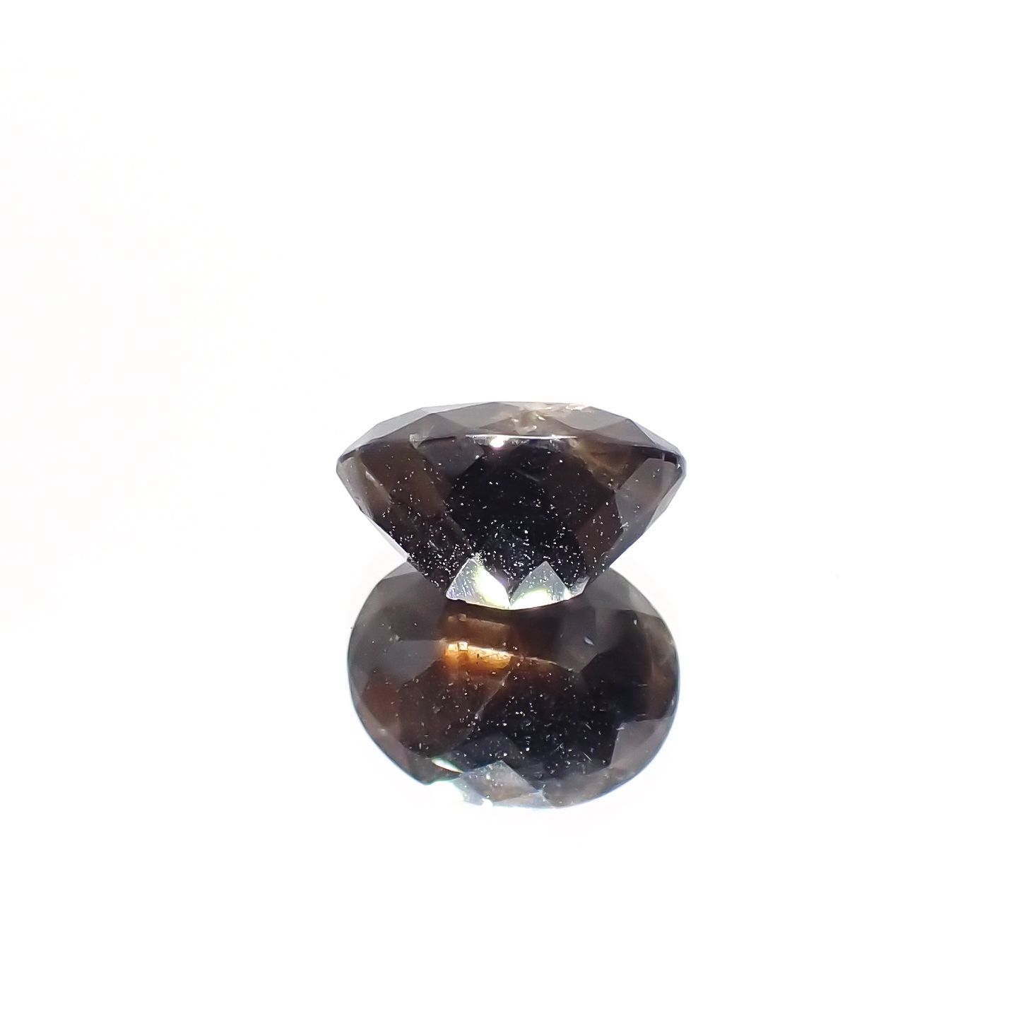 ゴールドシーンサファイア非加熱 ケニア産 3.94ct[230321335]10x8.1mm前後
