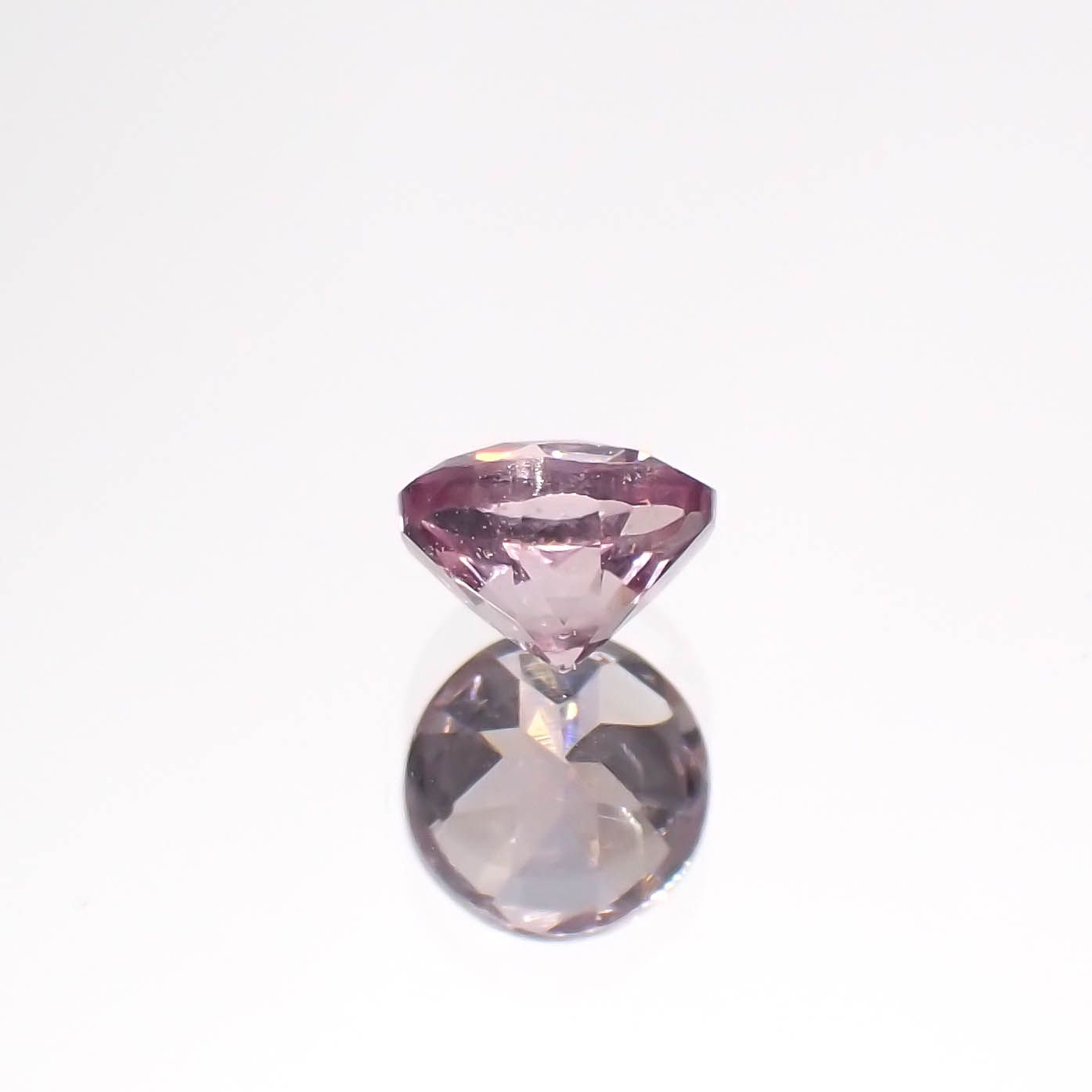 ドラゴンガーネット タンザニア産 0.32ct[230722954]3.9x3.9mm前後
