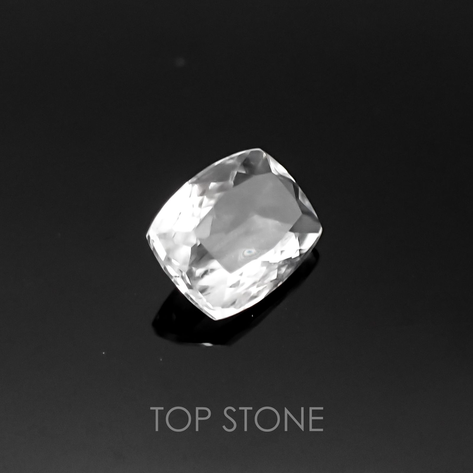ハイアライトオパール メキシコ産 ルース 1.09ct[21058259]8.1×6.3mm前後