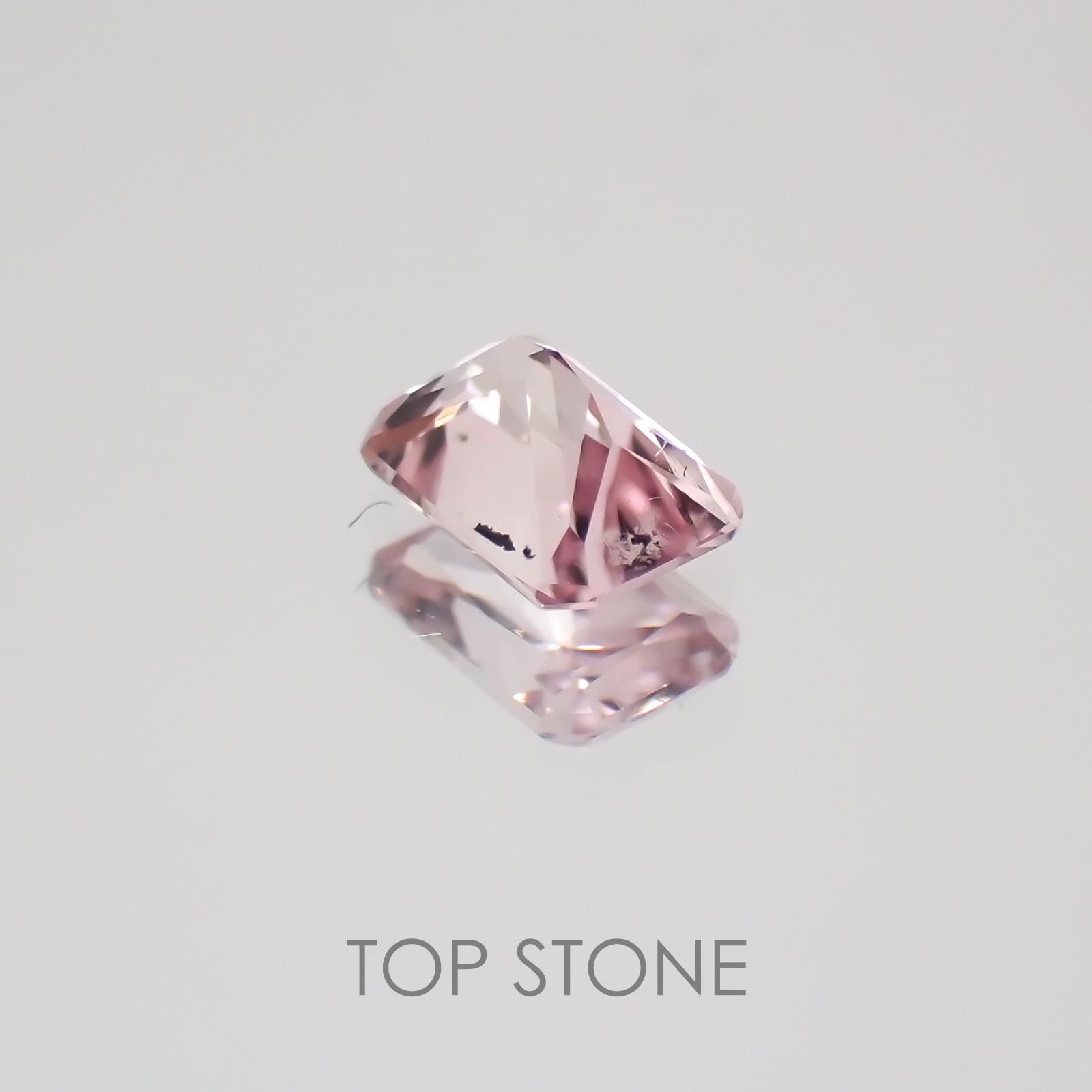 ピンクトルマリン 非加熱(宝石名ピンク・トルマリン) ナイジェリア産 0.28ct 識別済[20128981]4.5×3.2mm前後