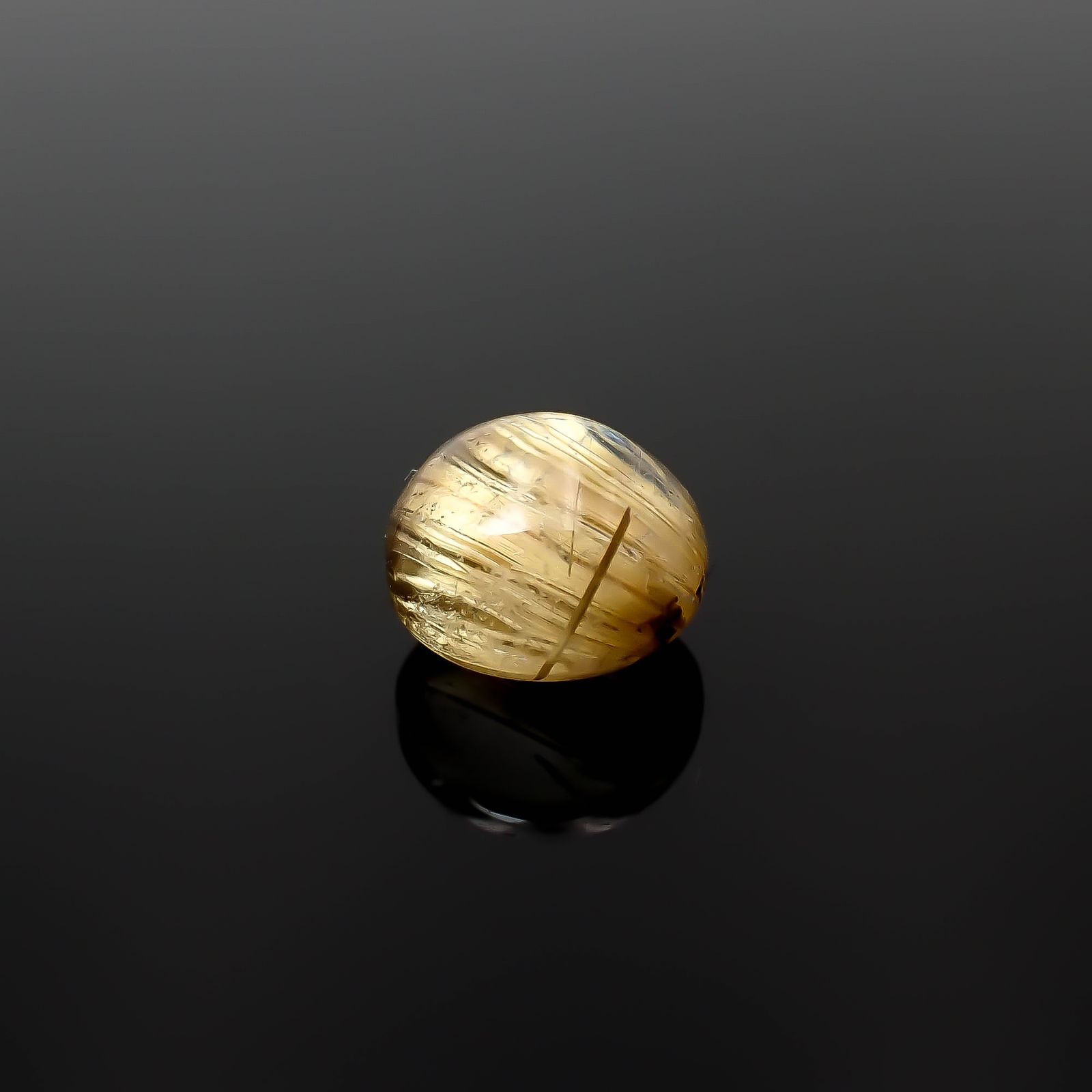 ルチルクオーツキャッツアイ ブラジル産 2.60ct[240427340]7.8x7.8mm前後