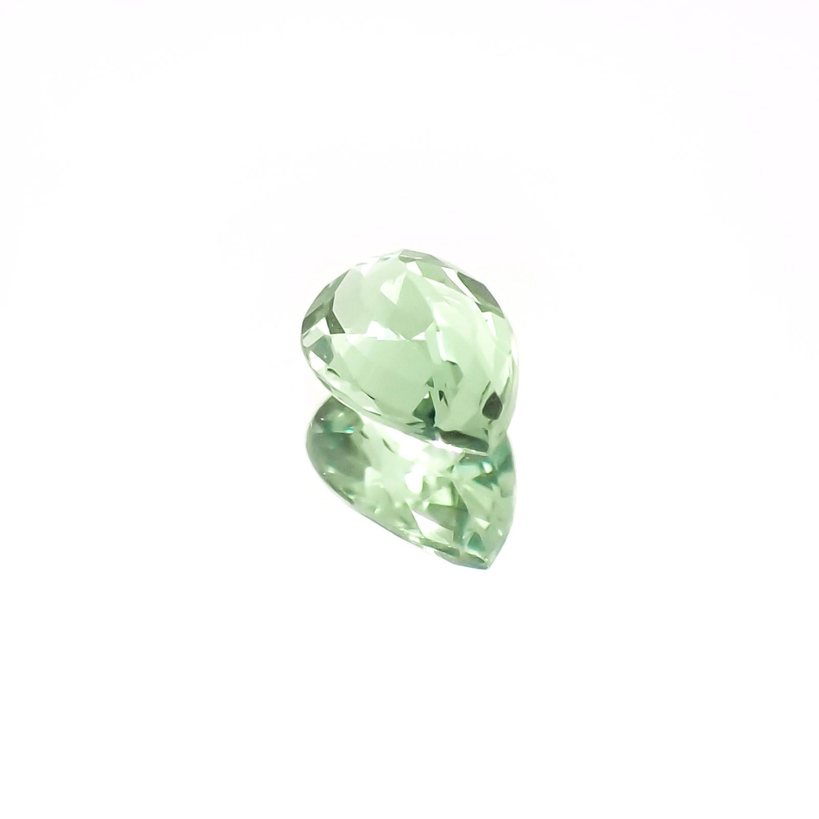 アレキサンドライト マダガスカル産 ルース 0.19ct[20106991]4.4×3mm前後