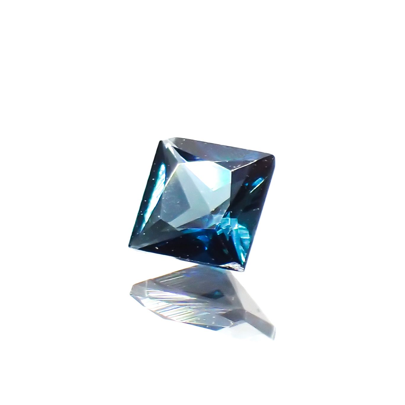 ◇プリンセスカット◇インディゴライト ブラジル産 0.13ct[230923520]3x3mm前後