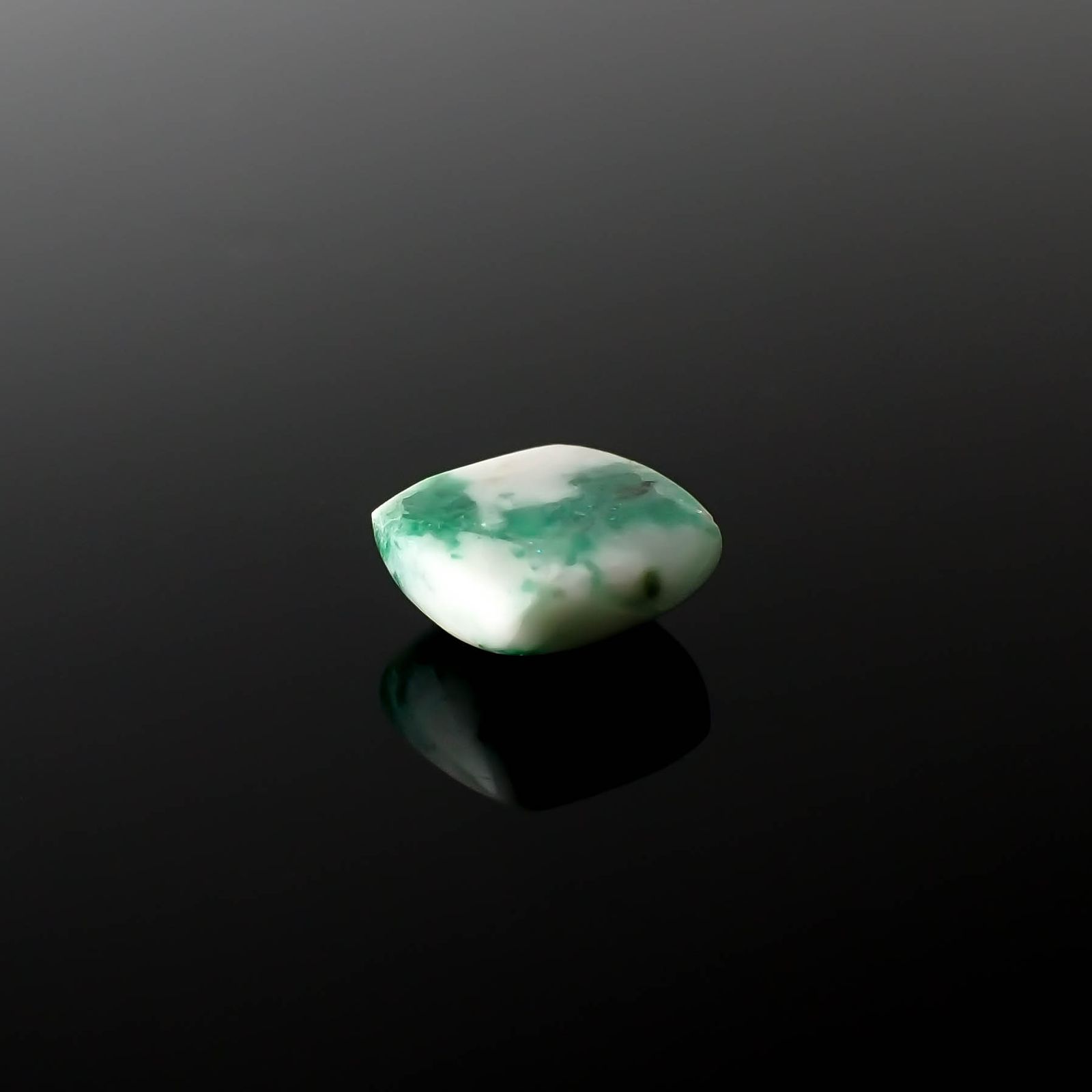 マトリックスエメラルド(エメラルドインクォーツ/フェルドスパー) ブラジル産 2.41ct[240326493]8.4x7.9mm前後
