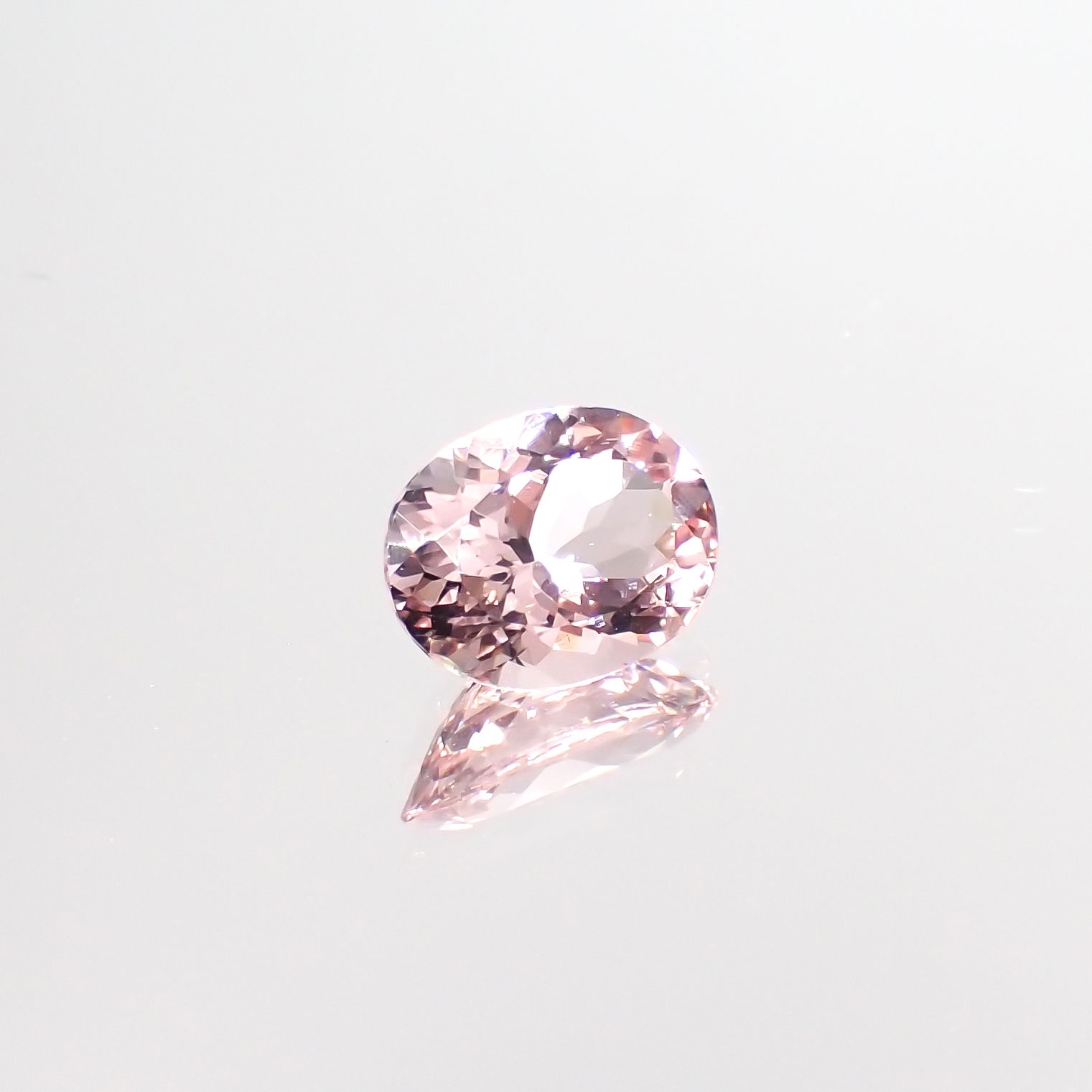 モルガナイト ブラジル/モザンビーク産 2.55ct[231224877]10.9x8.3mm前後